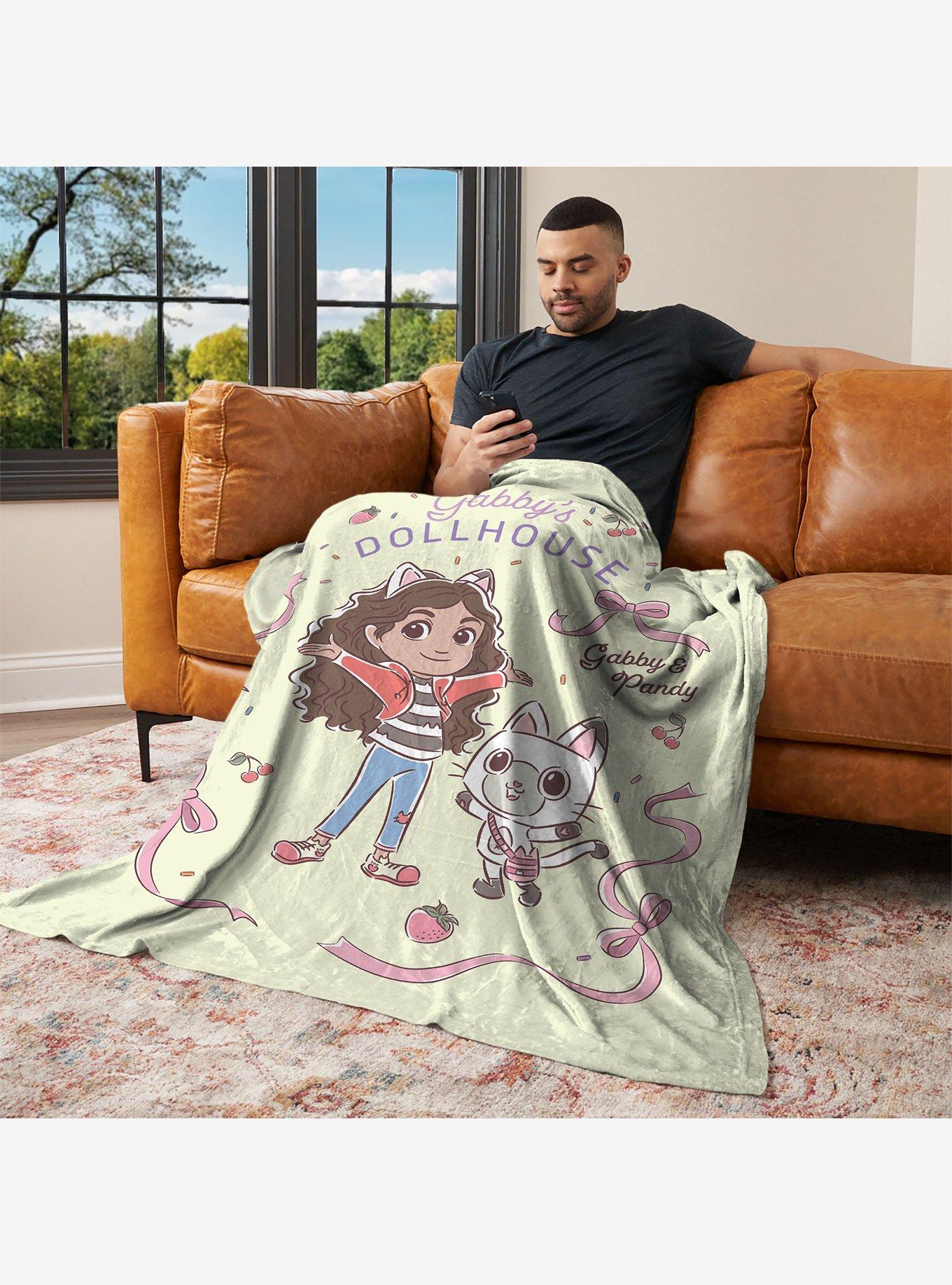 Gabby's Dollhouse Gabby and Pandy 50x60" Silk Touch Throw Blanket, , alternate