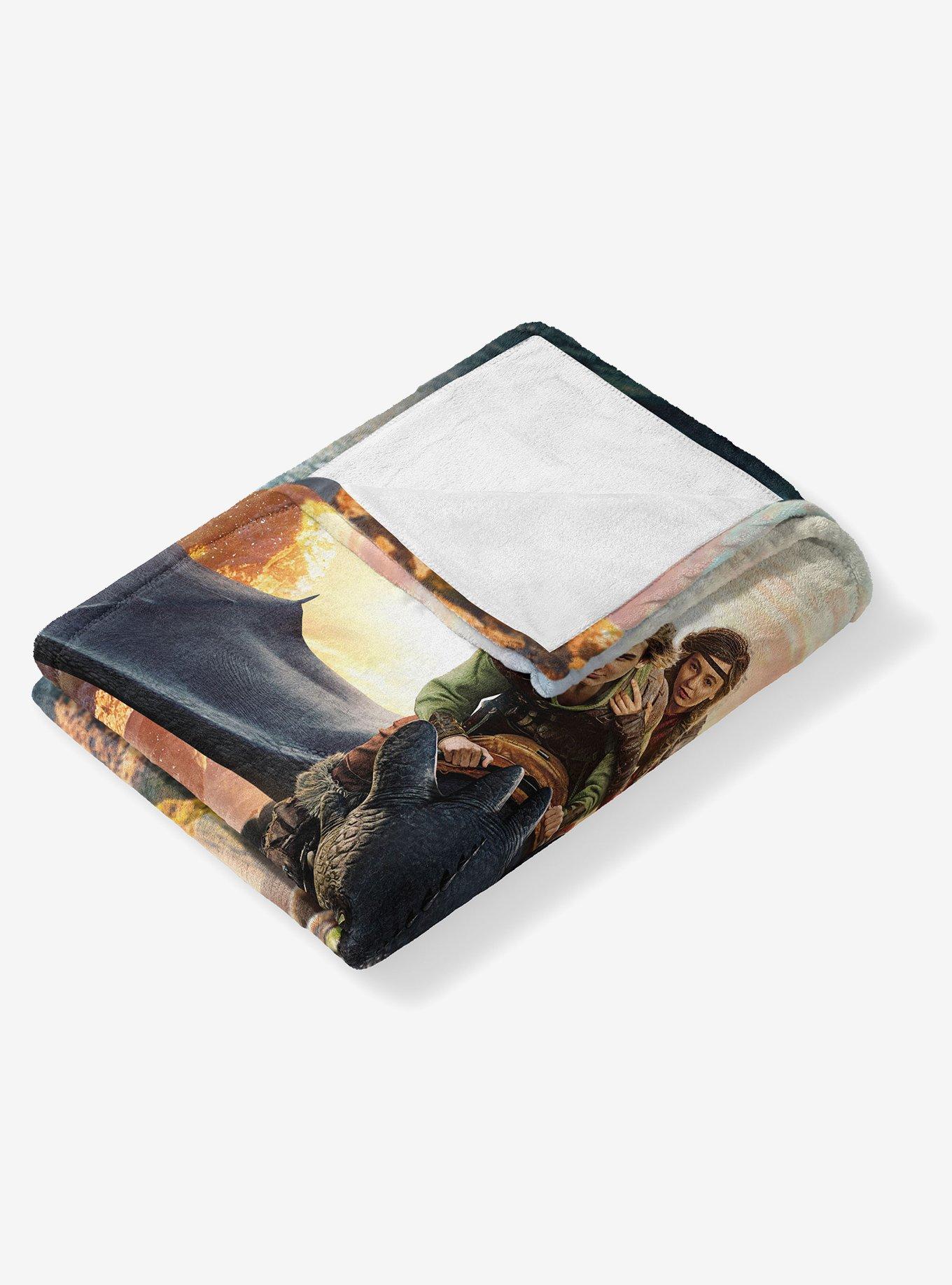 How to Train Your Dragon: Live Action Flight Above the Sea 40x50" Silk Touch Throw Blanket, , alternate