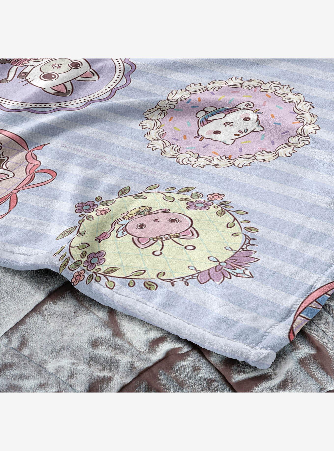 Gabby's Dollhouse Portrait Wall 40x50" Silk Touch Throw Blanket, , alternate