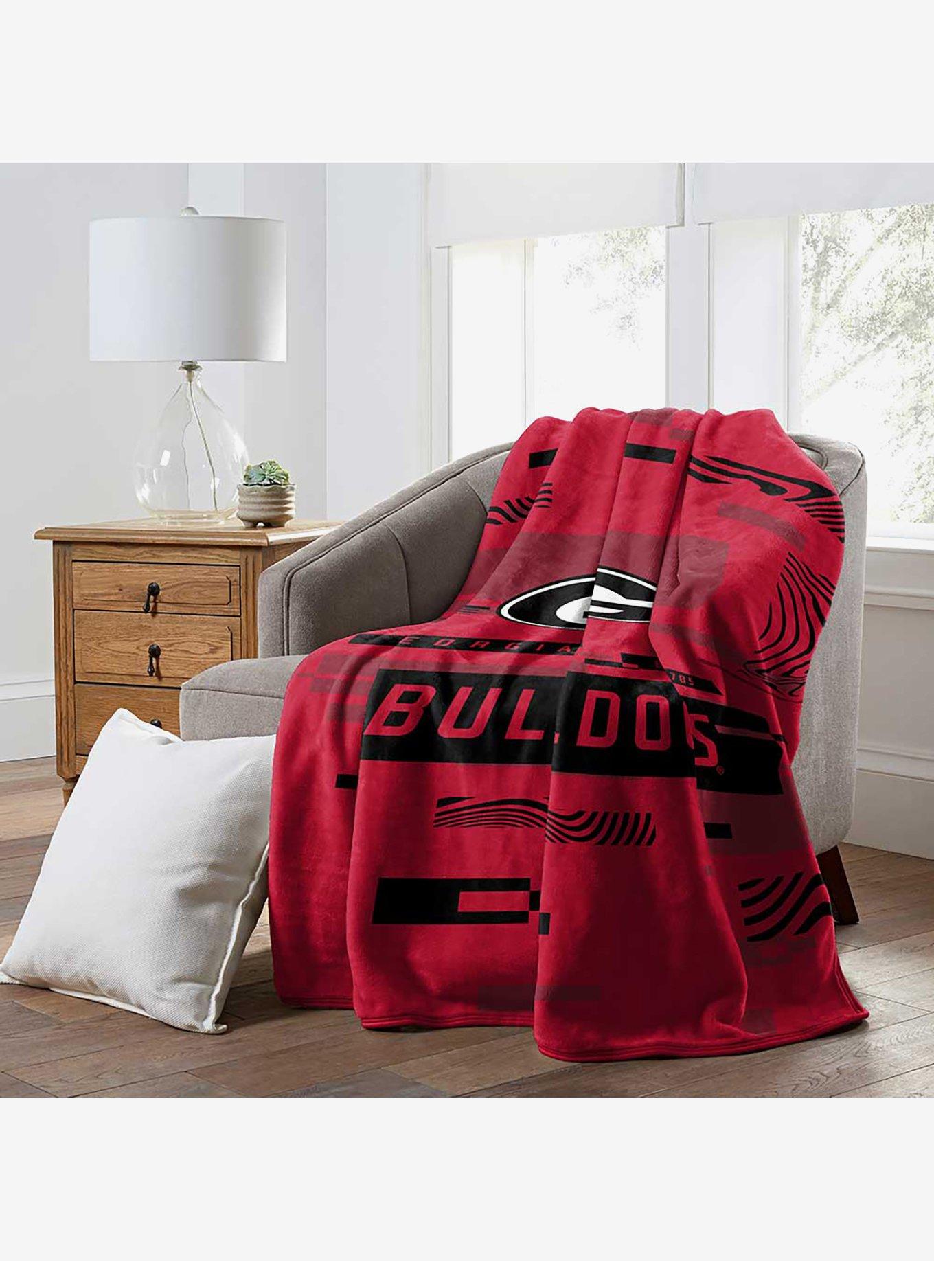 NCAA Digitize Georgia Raschel Throw Blanket, , alternate