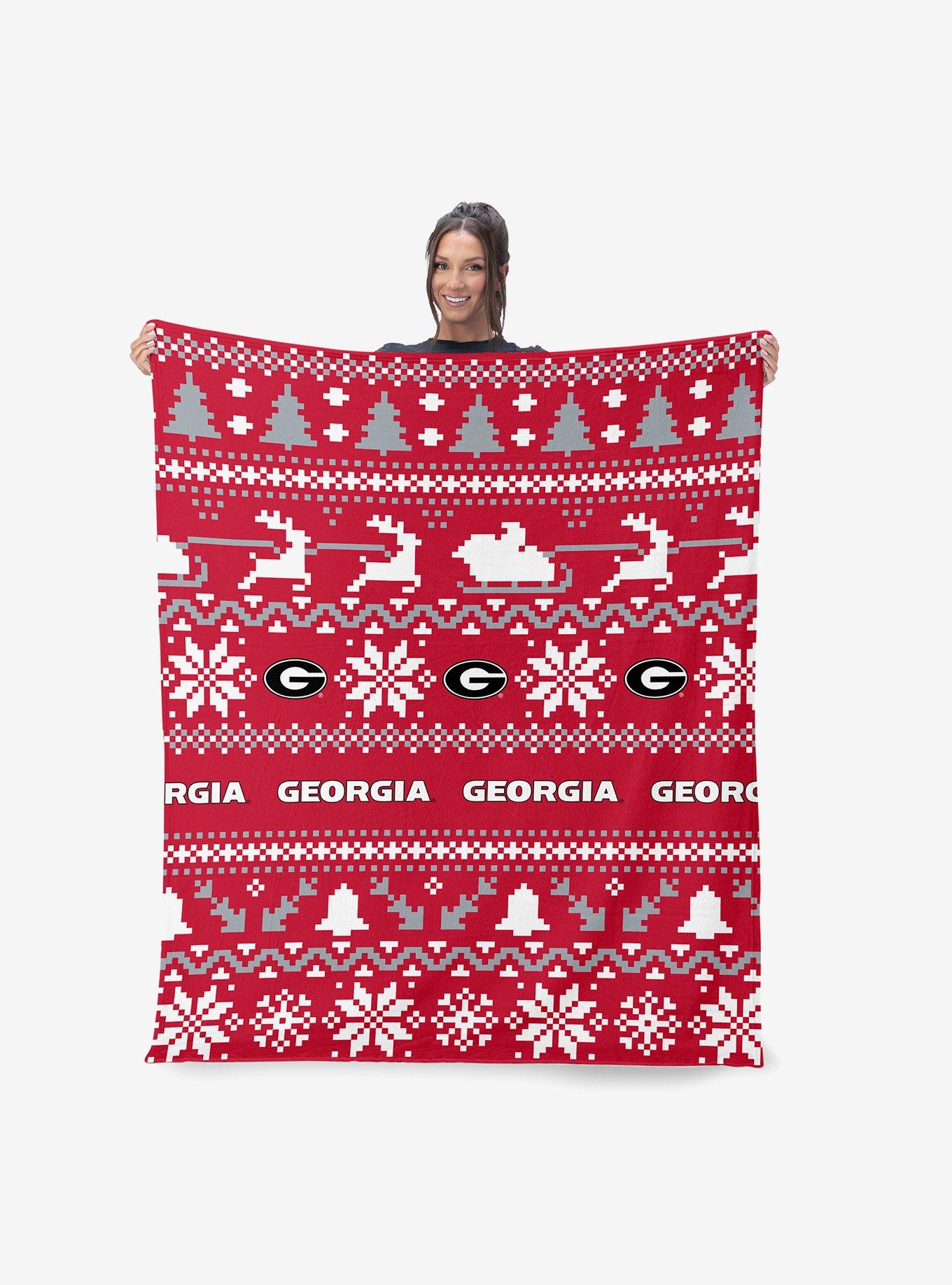 NCAA Georgia Bulldogs Christmas Time Silk Touch Throw Blanket, , hi-res