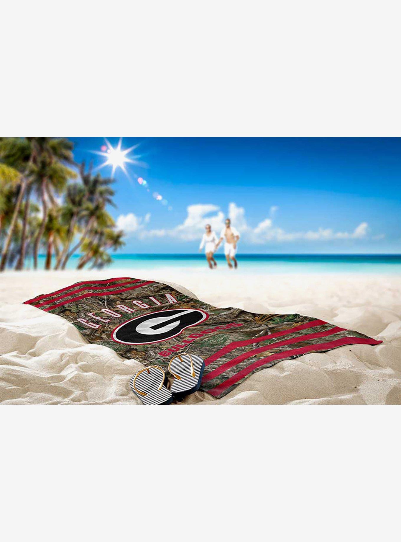 NCAA Georgia Realtree Stripes Beach Towel, , alternate