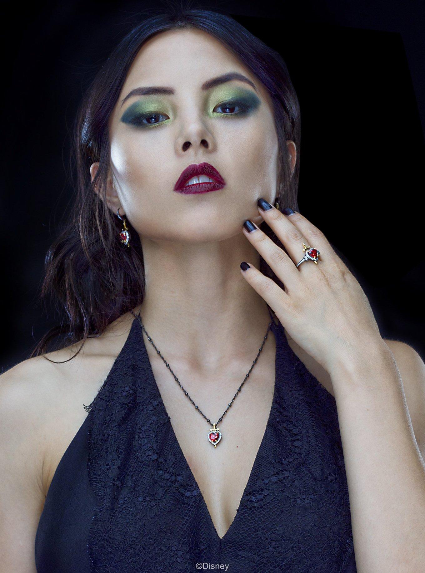 Disney x RockLove Snow White Dagger Heart Necklace