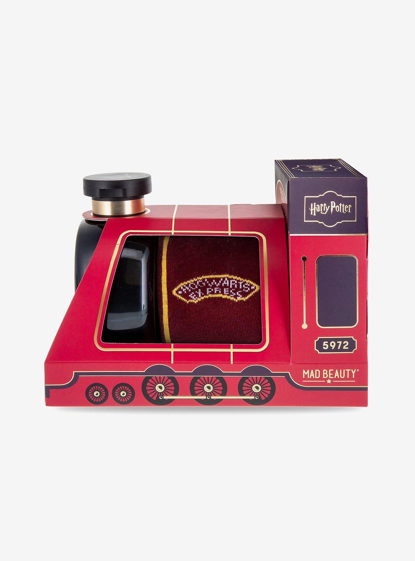 Mad Beauty Harry Potter Hogwarts Express Body Wash and Sock Set, , alternate