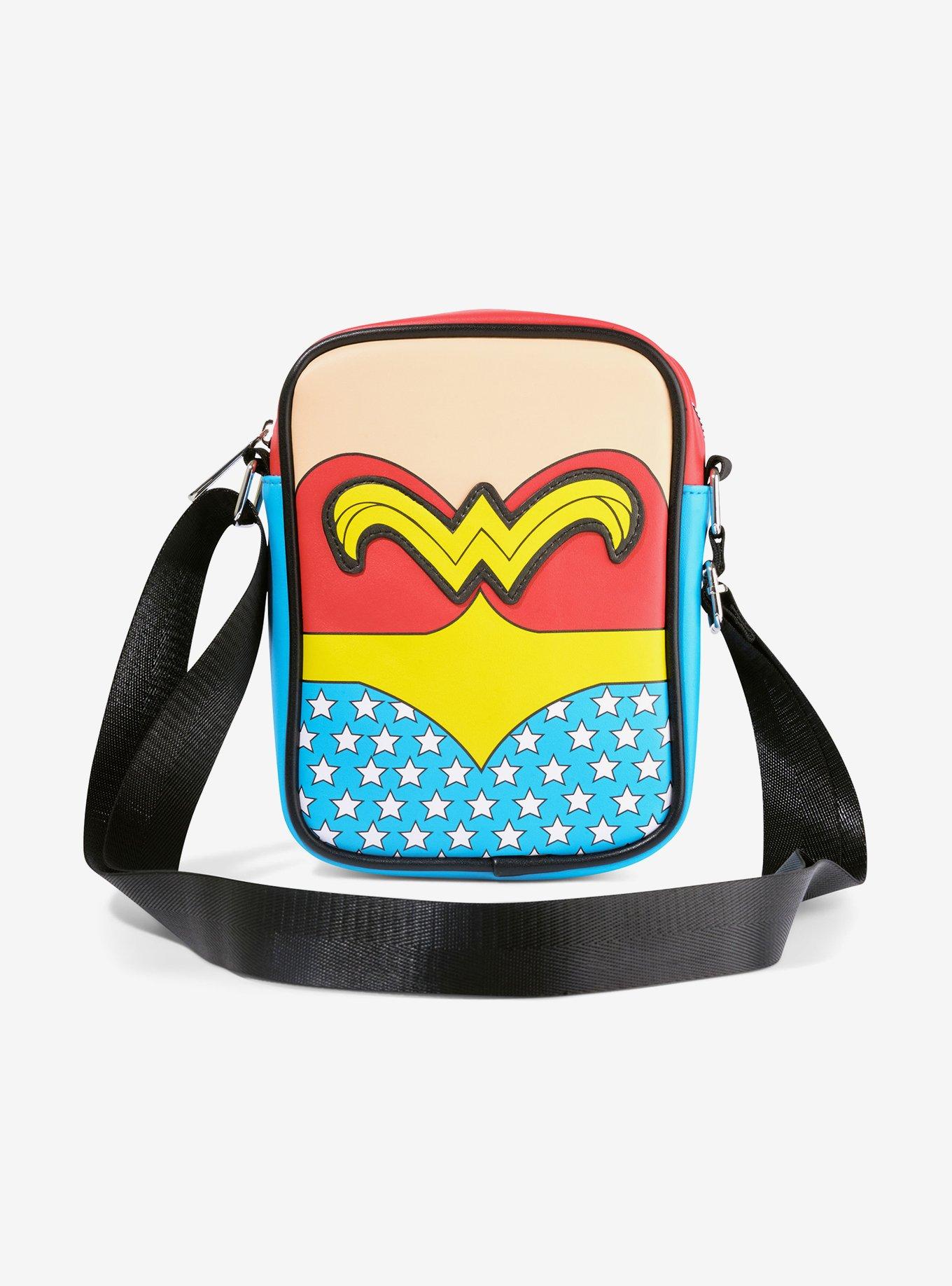DC Comics Wonder Woman Body Character Close Up Crossbody Bag, , hi-res