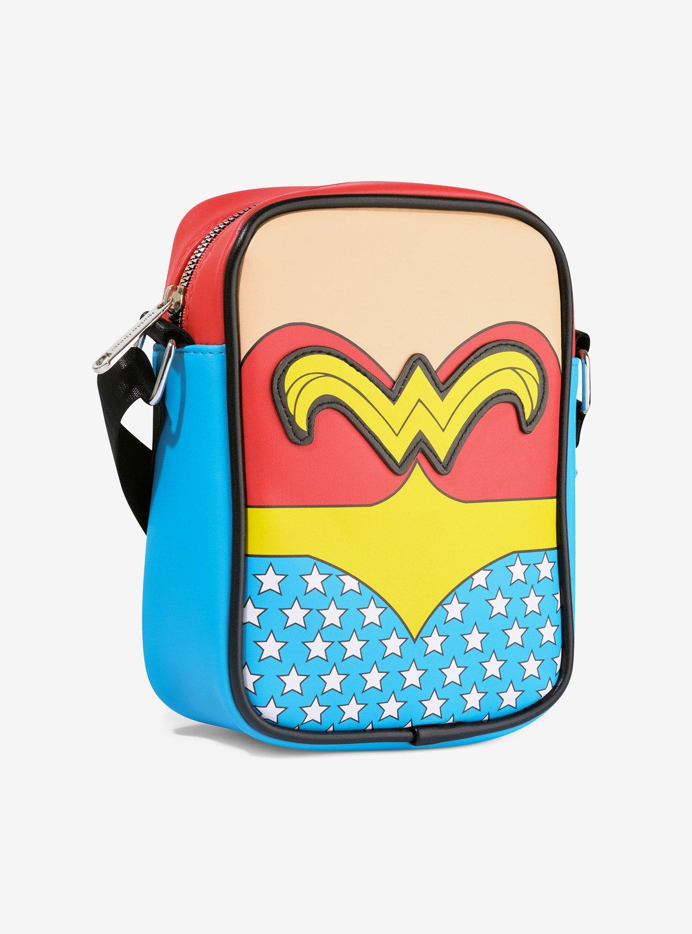 DC Comics Wonder Woman Body Character Close Up Crossbody Bag, , alternate