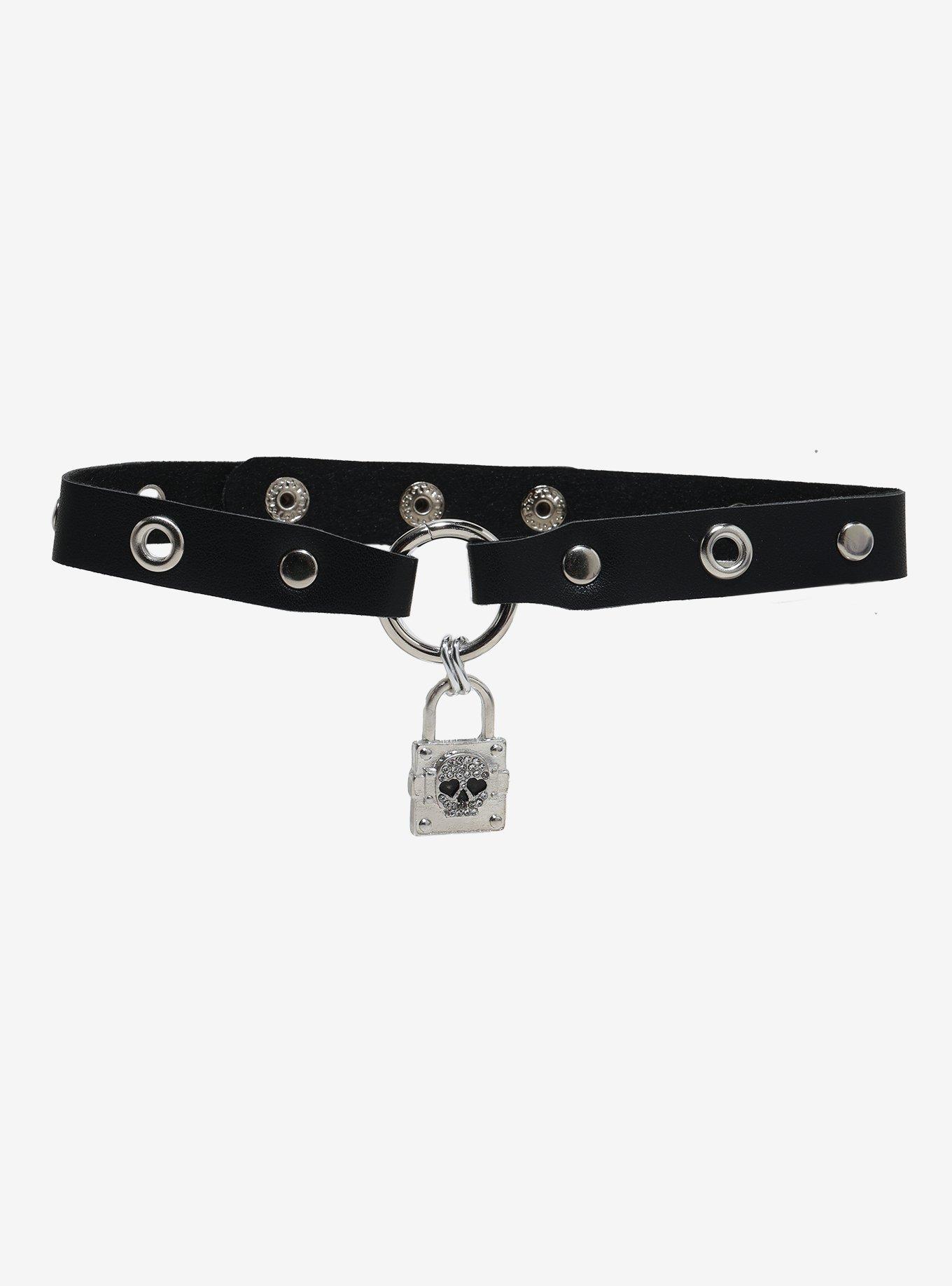 Social Collision Skull Padlock Choker, , hi-res