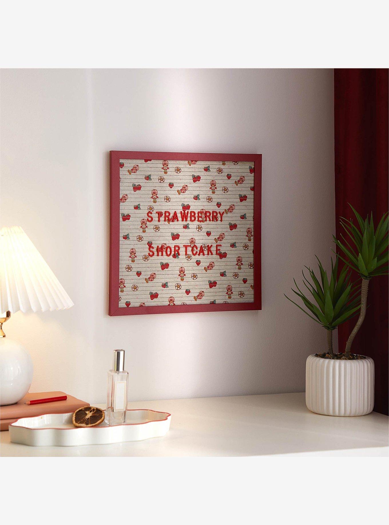 Strawberry Shortcake Letter Board with MDF Frame, , hi-res