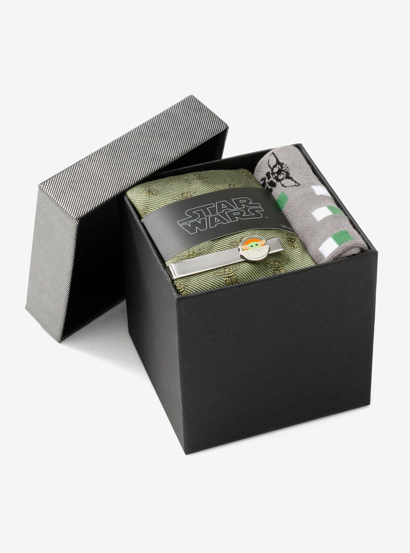 Star Wars Mandalorian Grogu Green Silk Tie, Gray Dress Socks, and Tie Bar Gift Set, , hi-res
