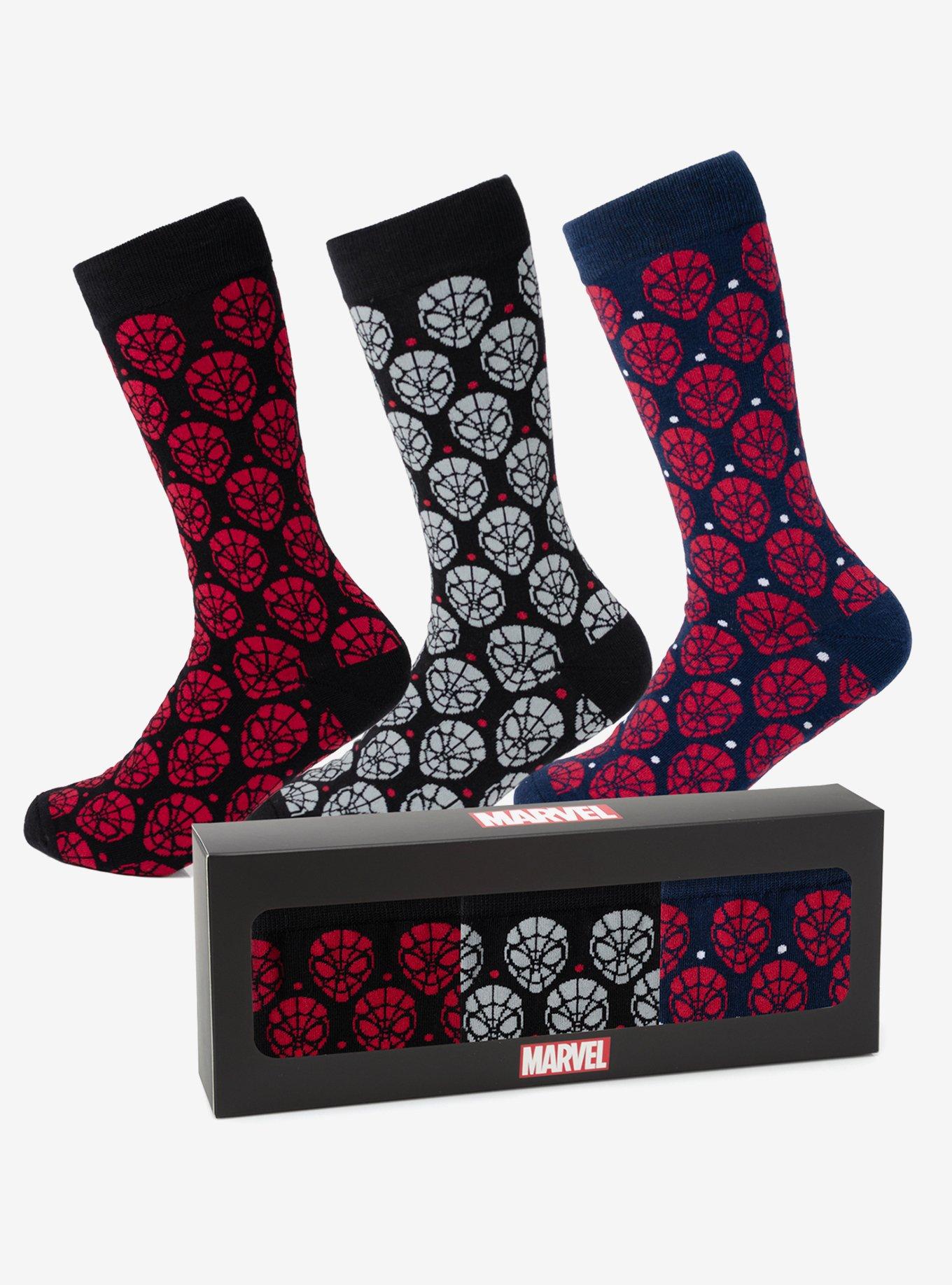 Marvel Spider Man Dot 3 Pack Socks and Lapel Pin Gift Set, , hi-res