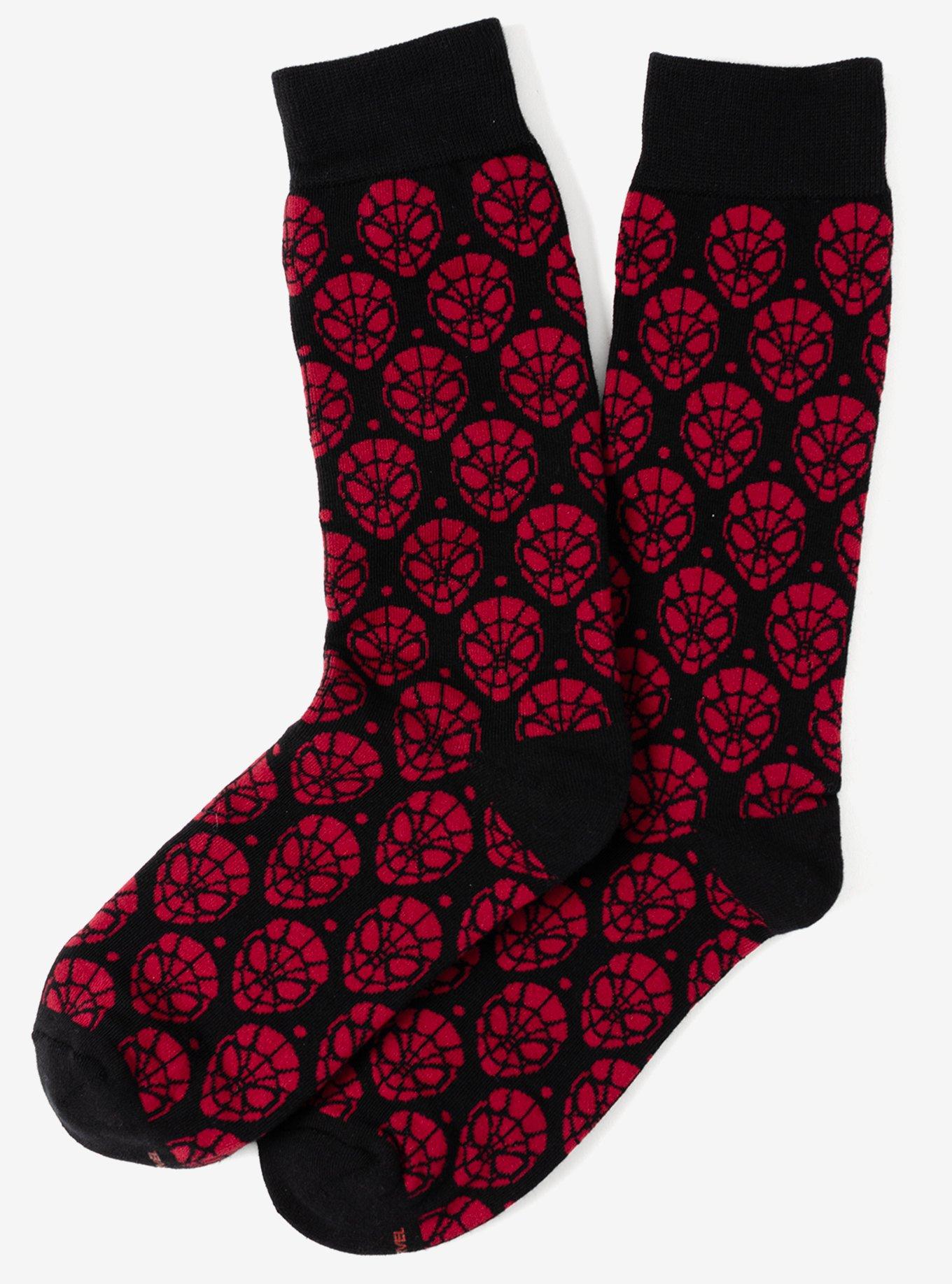 Marvel Spider Man Dot 3 Pack Socks and Lapel Pin Gift Set, , alternate