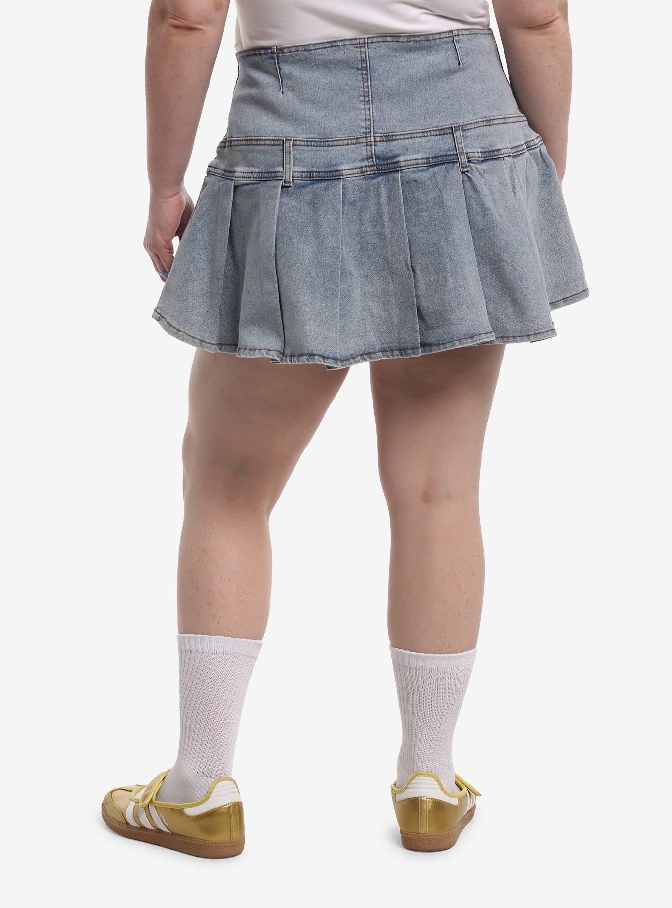 Thorn & Fable Pleated Mini Skort Plus Size With Fairy Frog Plush Charm, , hi-res