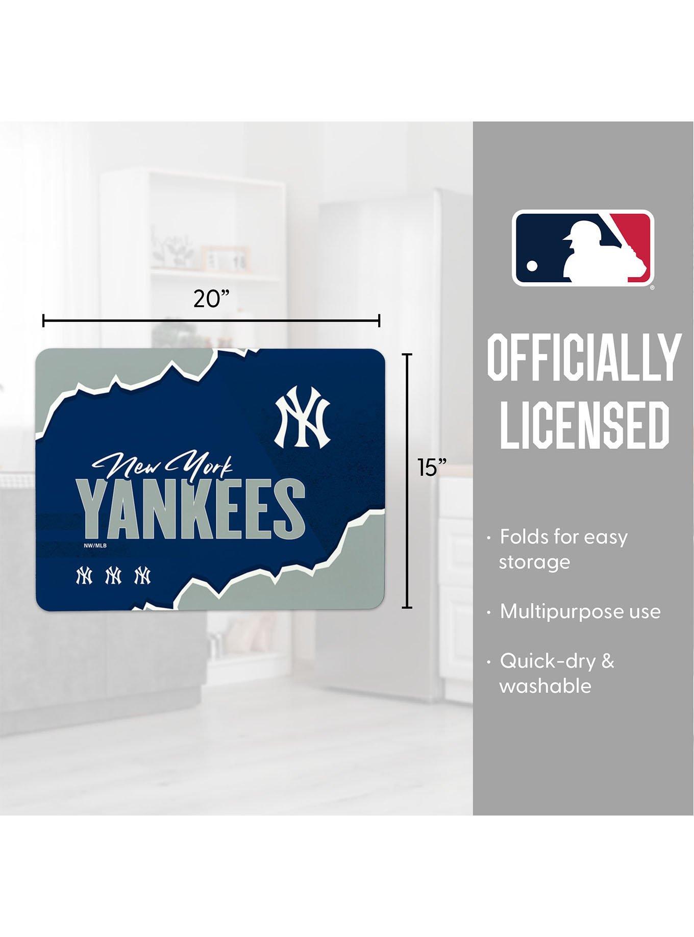 MLB New York Yankees Torn Small Mat, , alternate - view 3