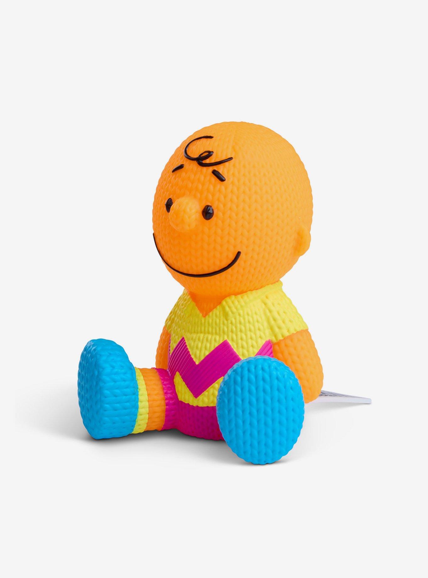 Handmade by Robots Peanuts Charlie Brown #422 (Blacklight) Vinyl Figure, , alternate - view 4