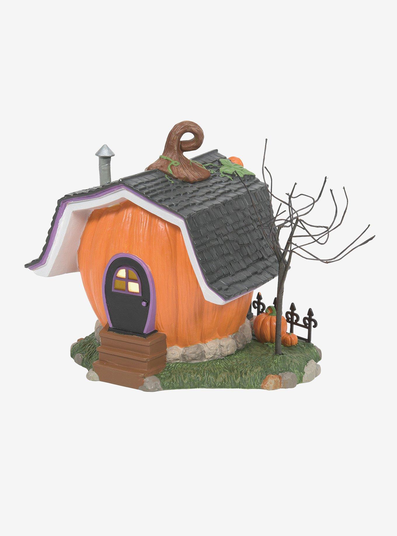 Department 56 Disney Village Pumpkintown Carving Stud Figurine, , hi-res
