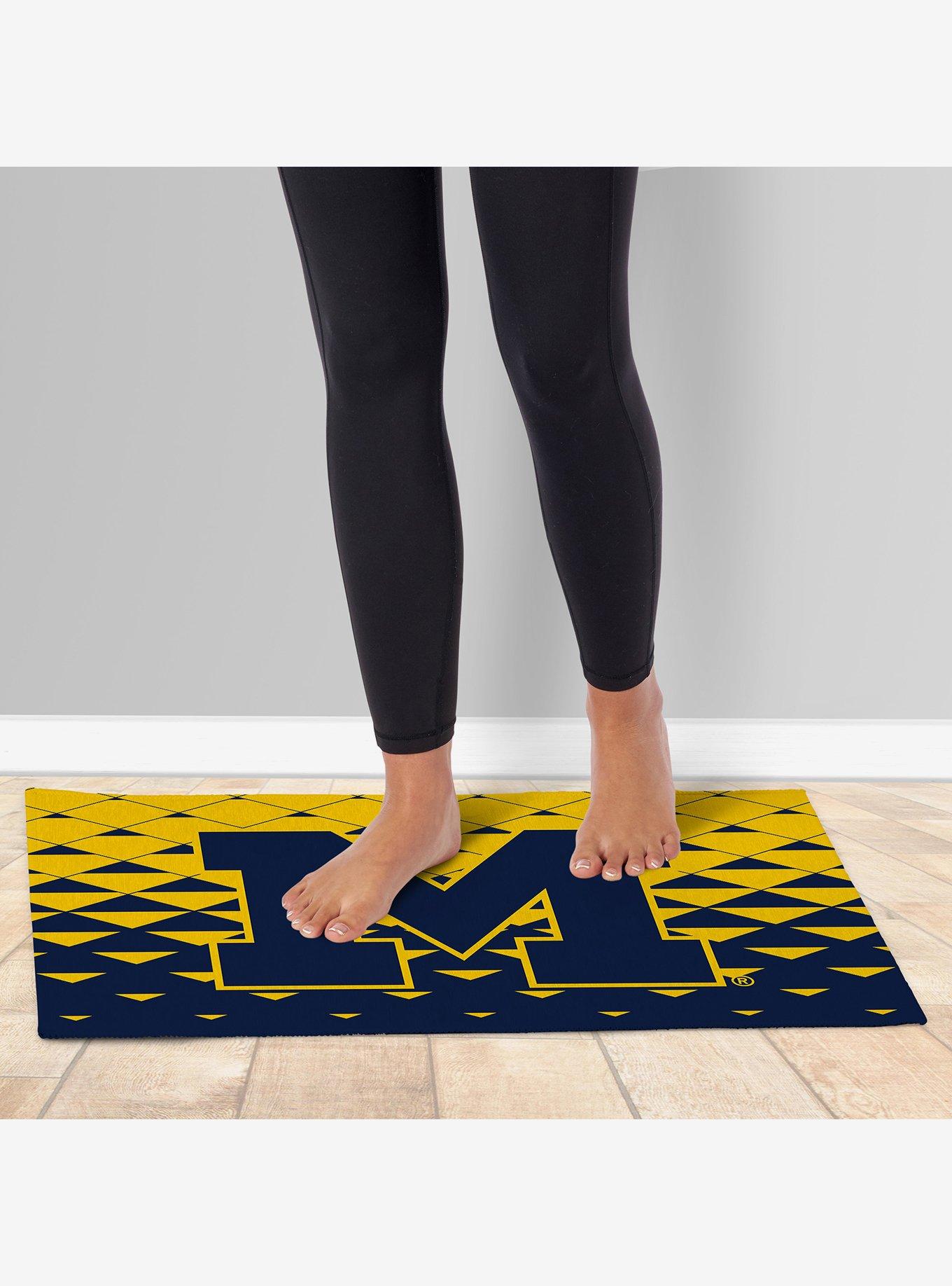 NCAA Michigan Wolverines Dropzone Washable Rug, , alternate - view 2