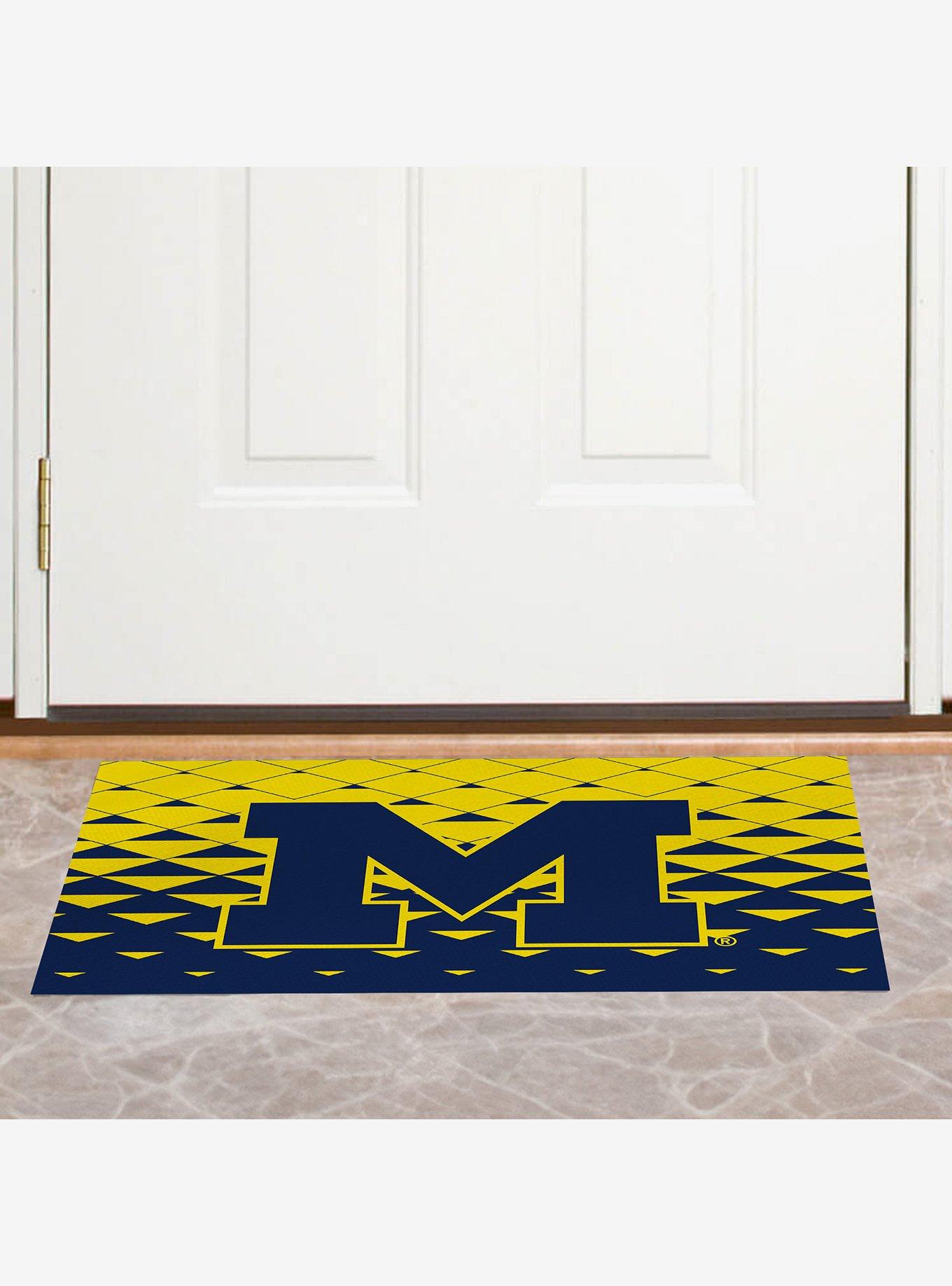 NCAA Michigan Wolverines Dropzone Washable Rug, , alternate - view 3