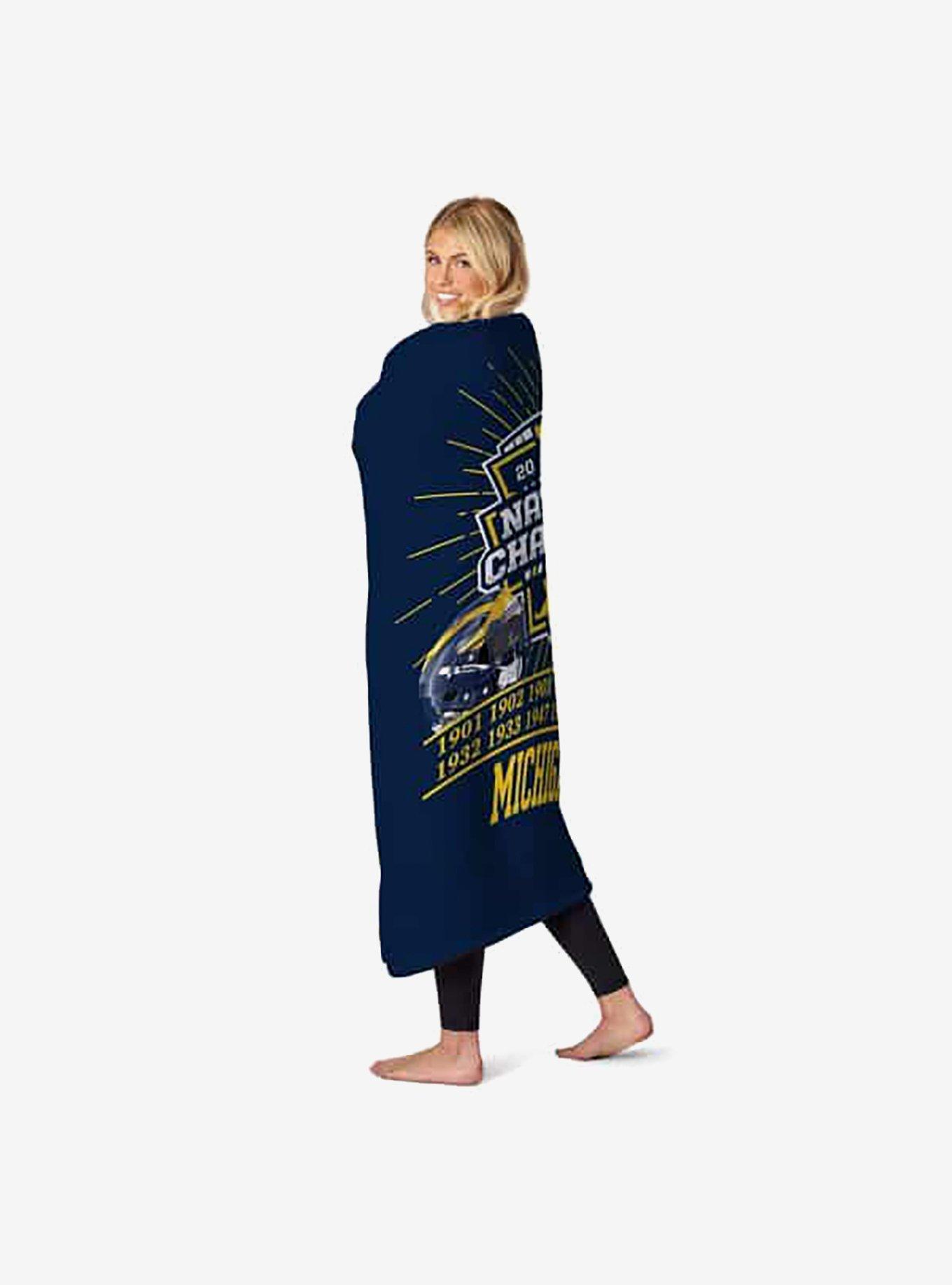 NCAA 2023 FBC Fissure Michigan Silk Touch Throw, , alternate - view 3