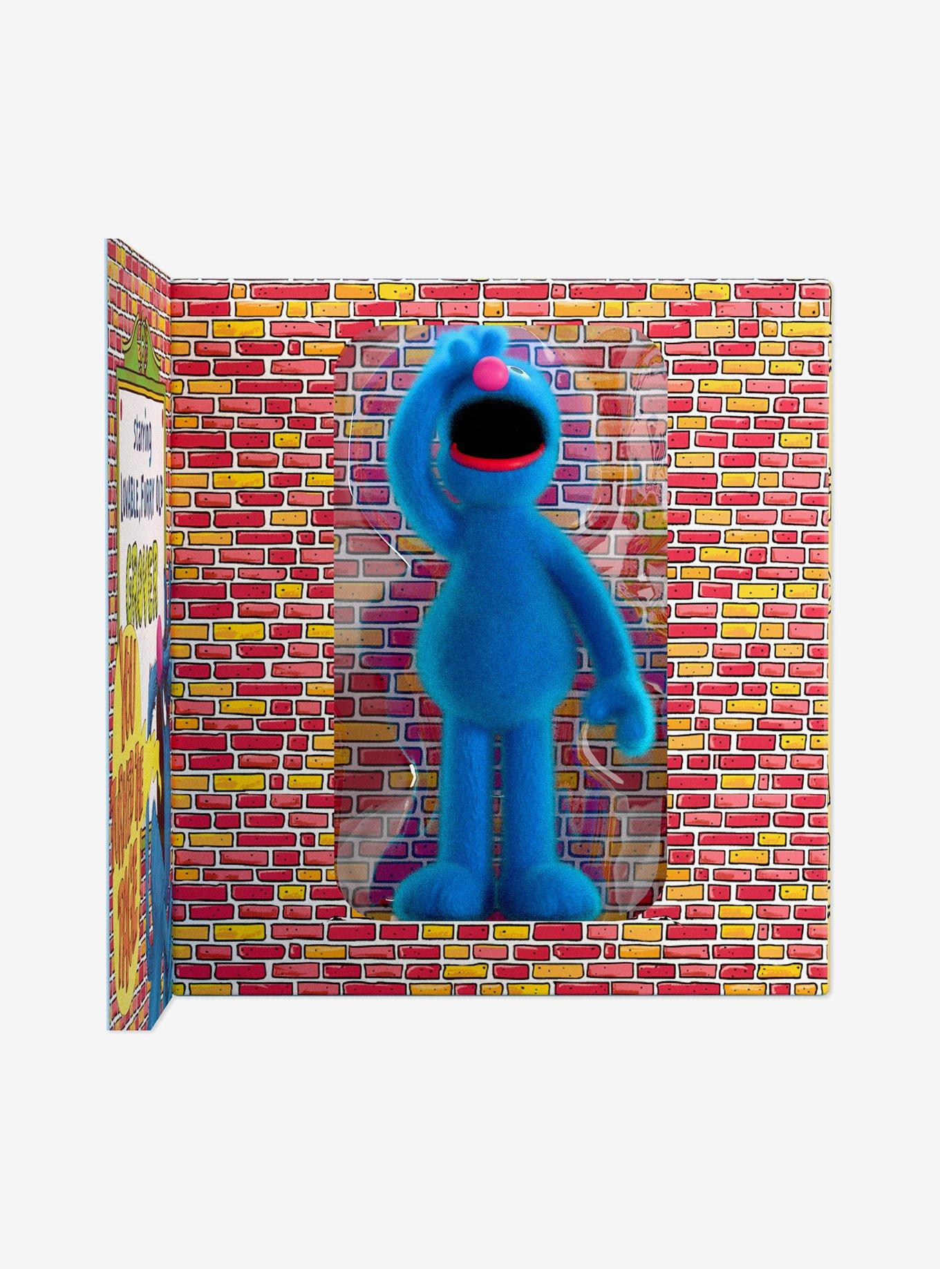Super 7 Sesame Street ReAction The Monster at the End of This Book Grover Figure, , alternate - view 3