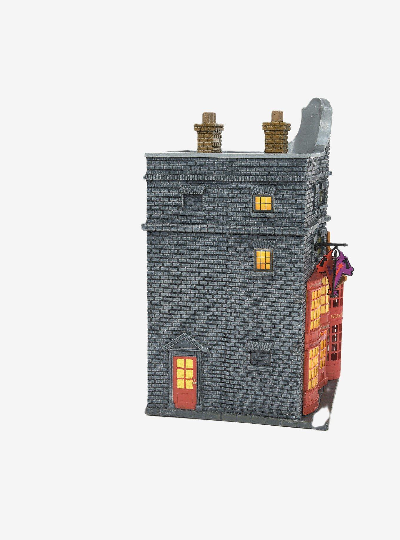Department 56 Harry Potter Village Weasleys' Wizard Wheezes Figurine, , alternate - view 3