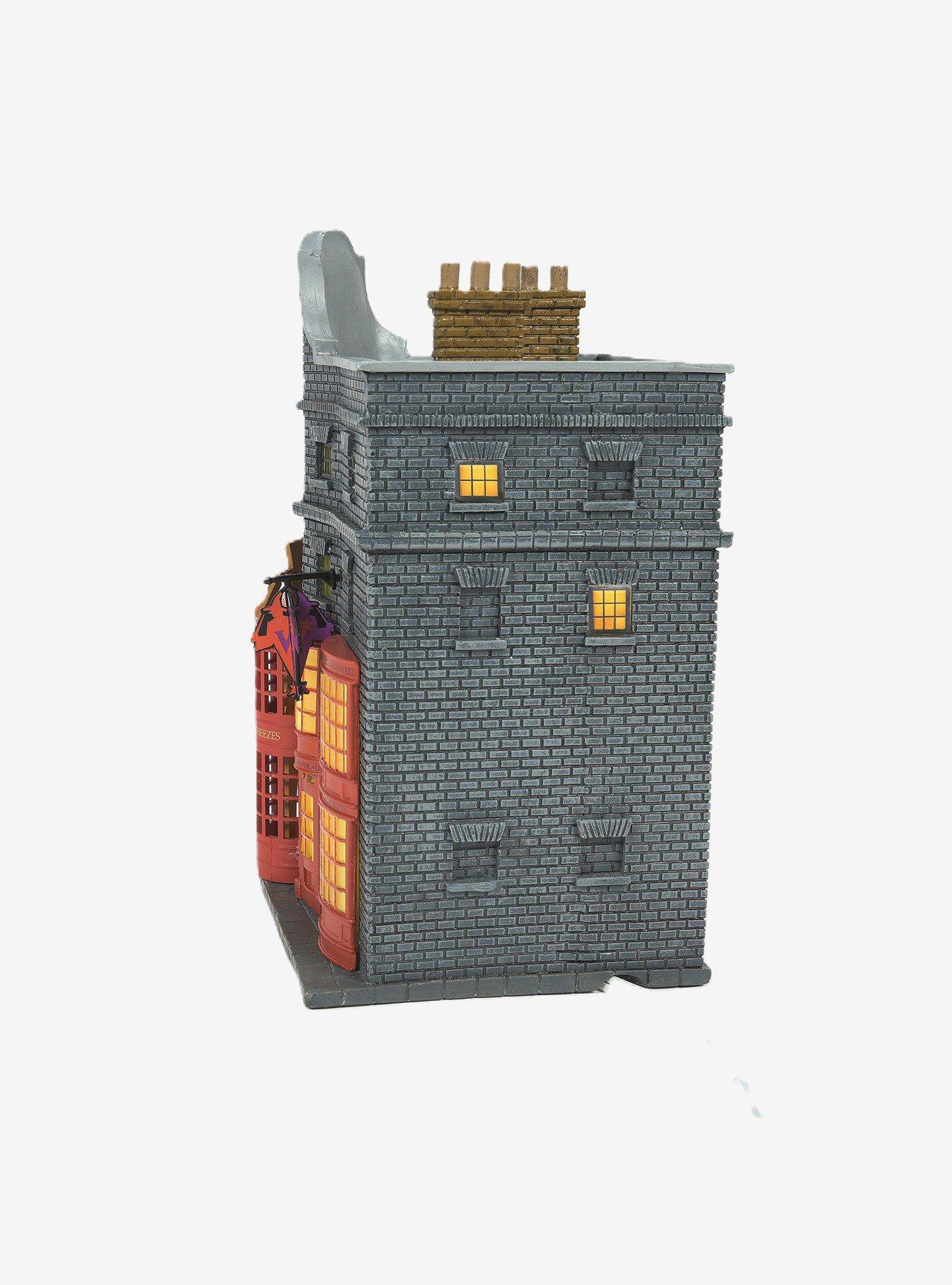 Department 56 Harry Potter Village Weasleys' Wizard Wheezes Figurine, , alternate - view 4