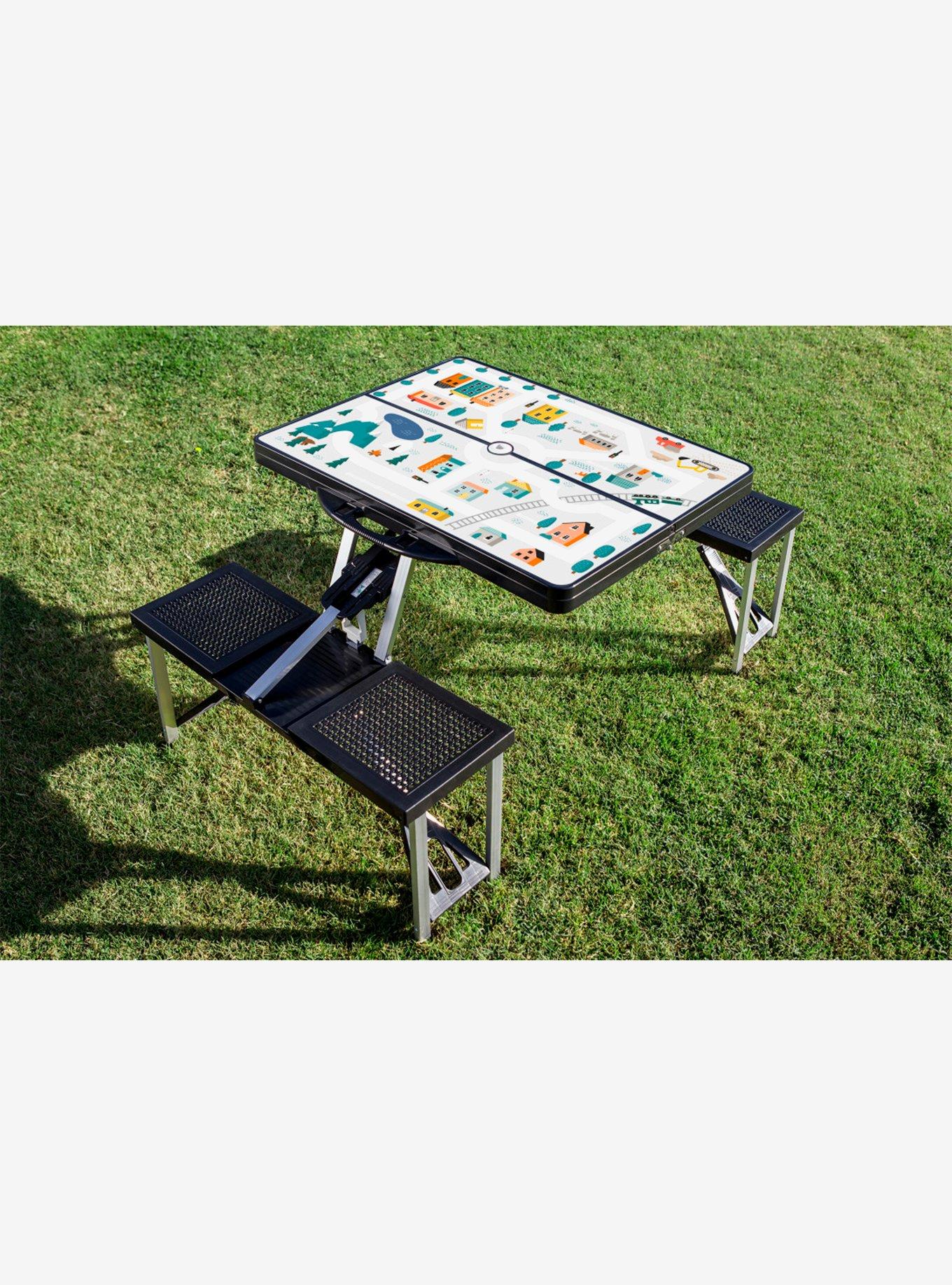 Black Play Town Picnic Table