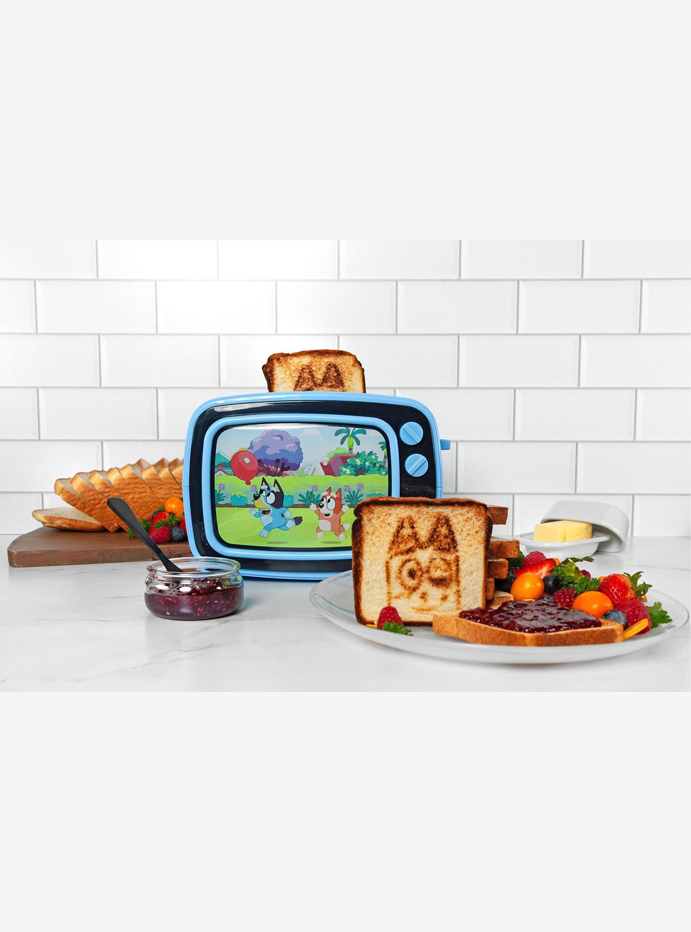 Bluey Retro TV Toaster with Light Up Frame