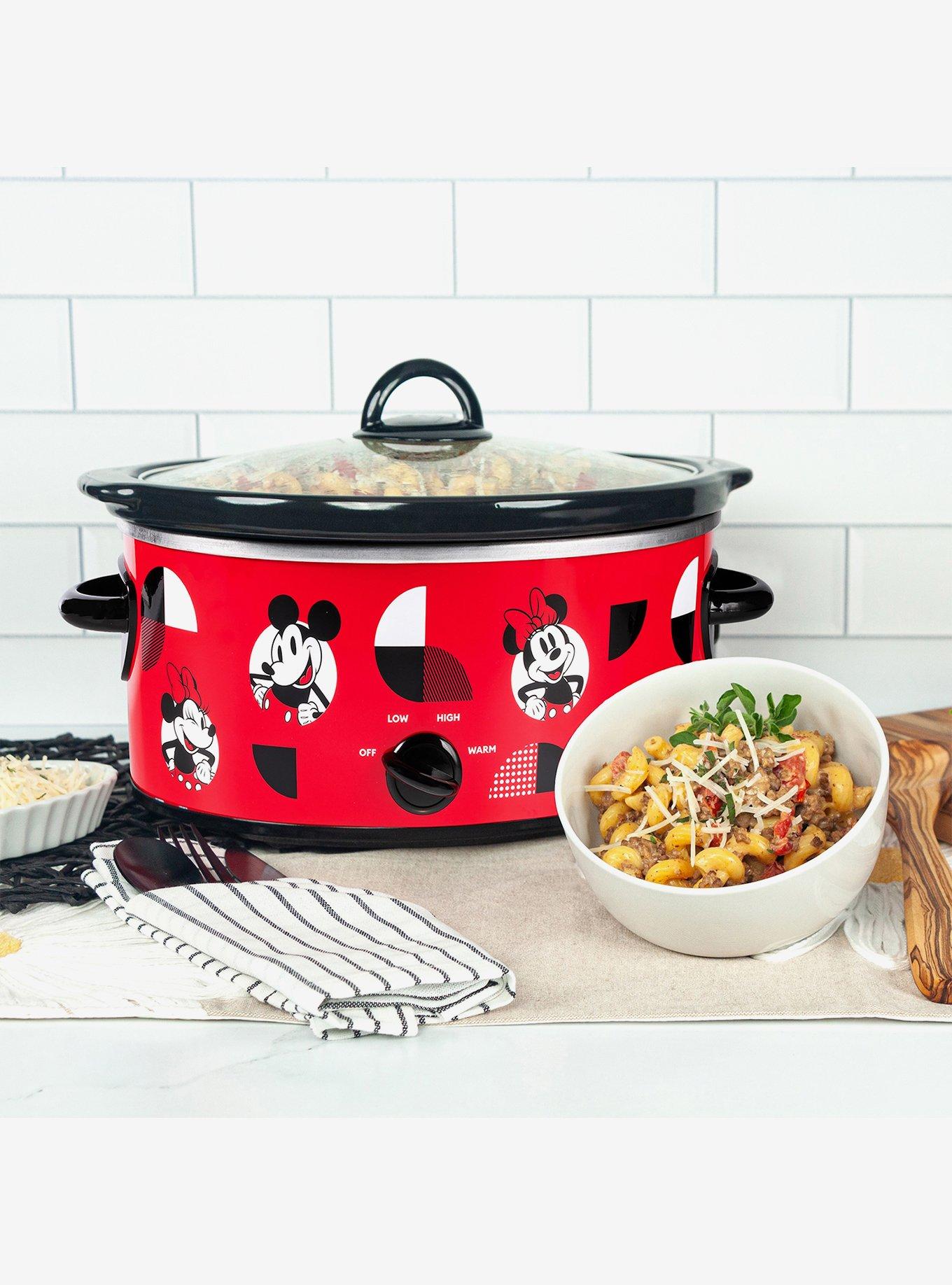 Disney Mickey and Minnie Mouse 5-Quart Slow Cooker, , alternate - view 5
