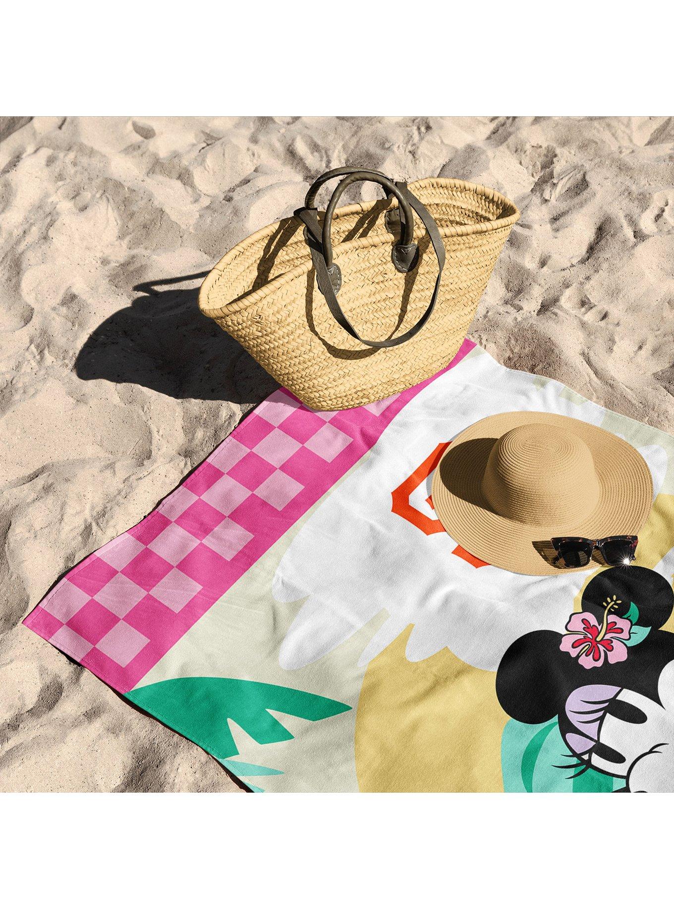 MLB San Francisco Giants Disney Minnie Mouse Beachy Check Pink Microfiber Beach Towel, , alternate - view 3