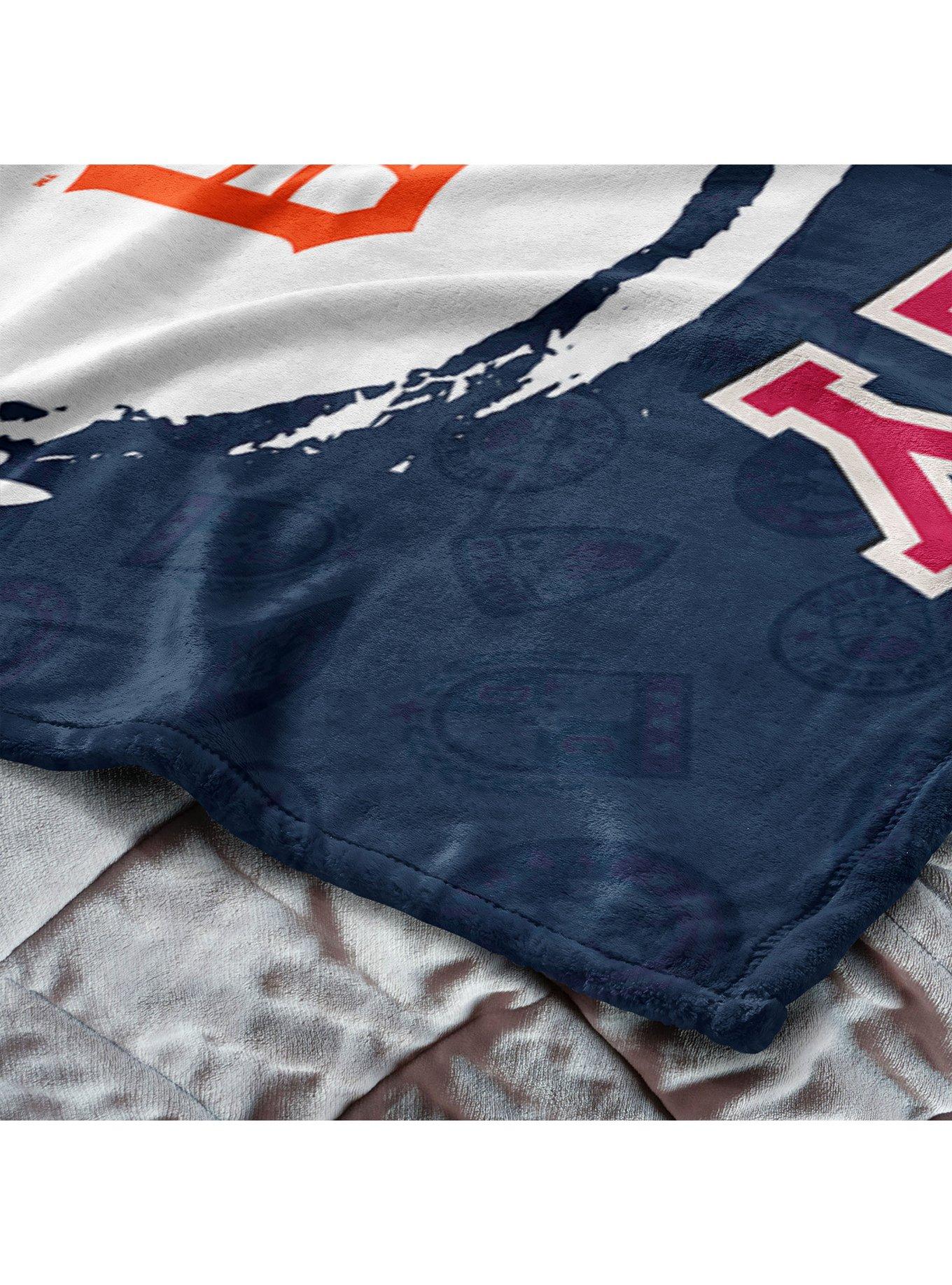 MLB Detroit Tigers Disney Mickey Mouse Baller Navy Silk Touch Throw Blanket, , alternate - view 5