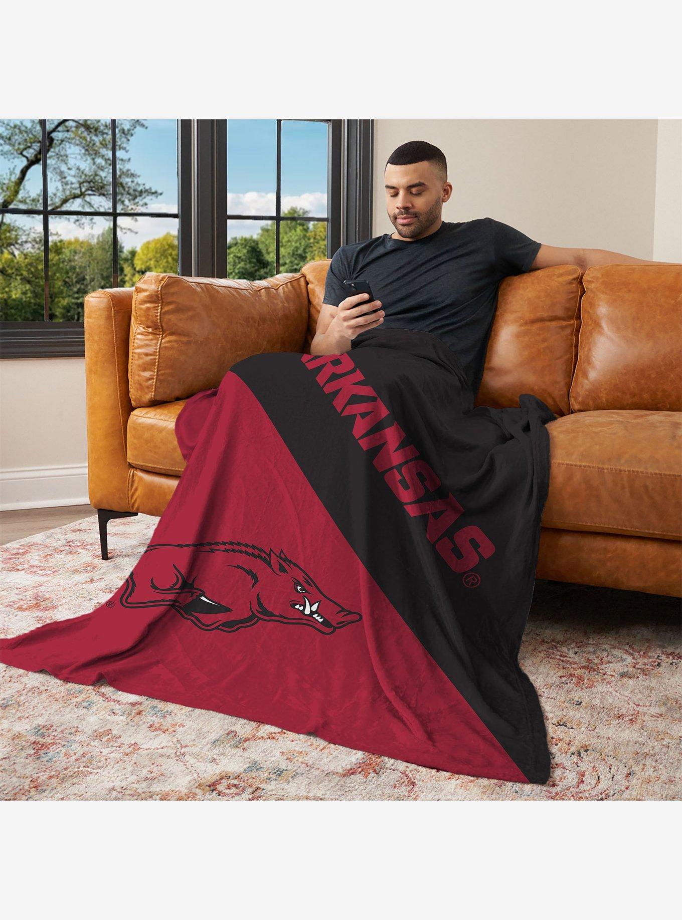 NCAA Arkansas Razorbacks Halftone Silk Touch Throw Blanket, , alternate - view 3