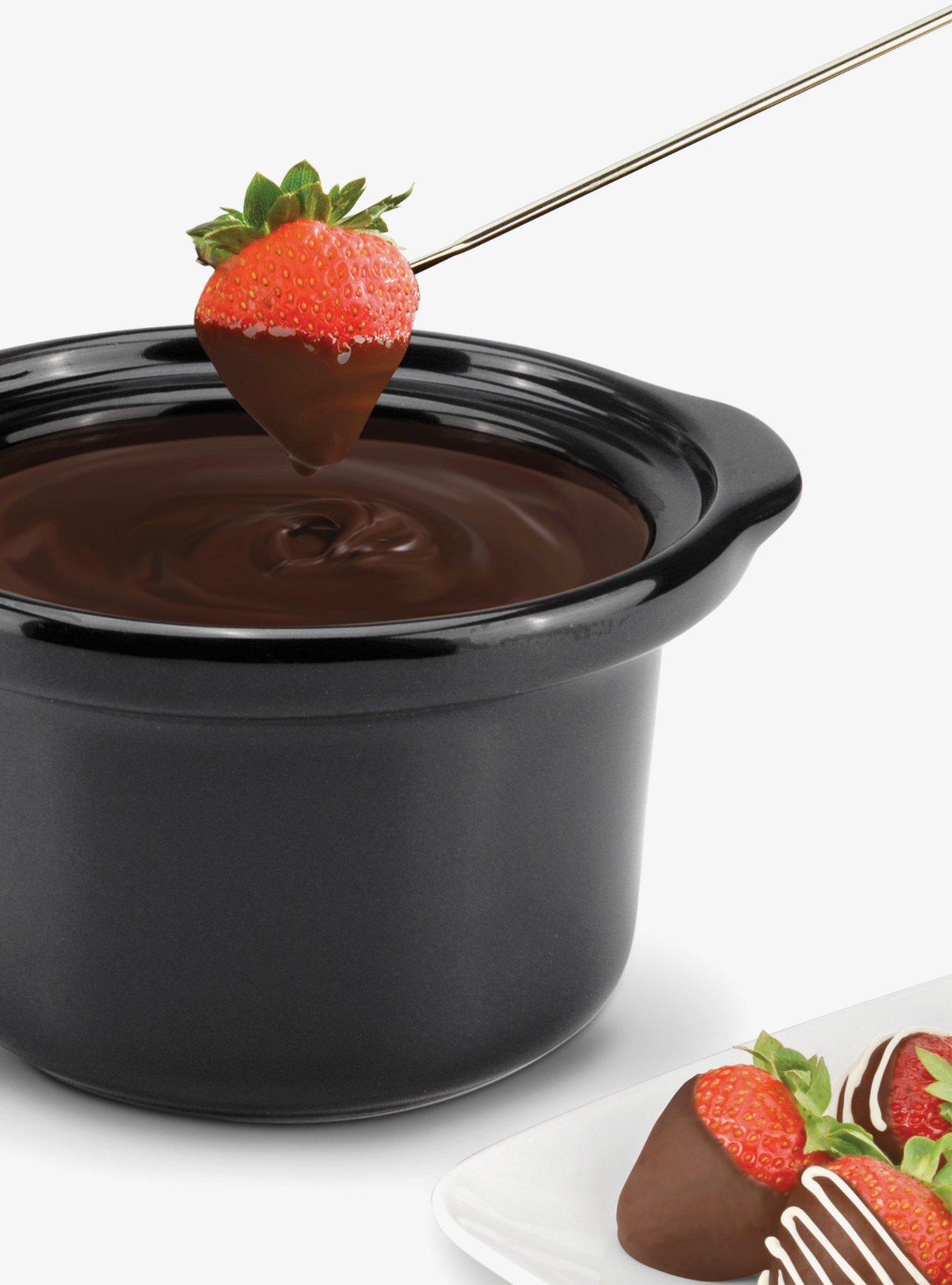 Disney Mickey Mouse 5-Quart Slow Cooker with 20oz Dipper, , alternate - view 4