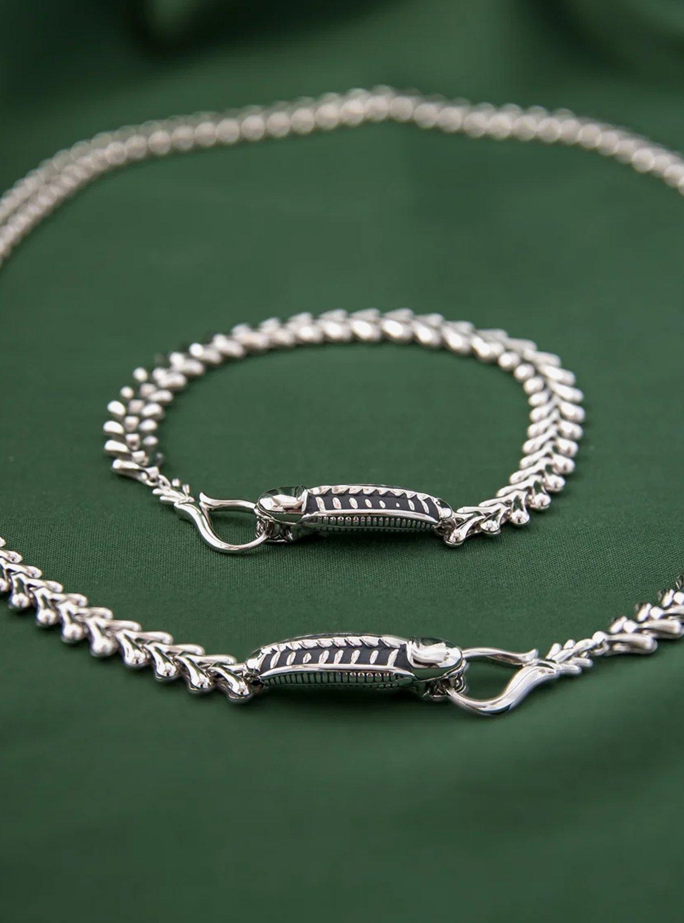 Alien X RockLove Alien Xenomorph Chain Necklace, , alternate - view 4