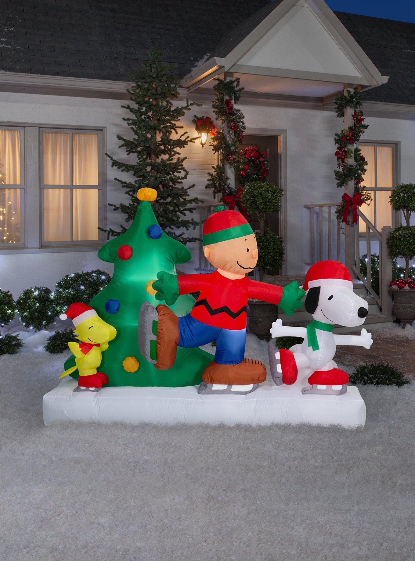 Peanuts Skating Scene Airblown, , alternate - view 2