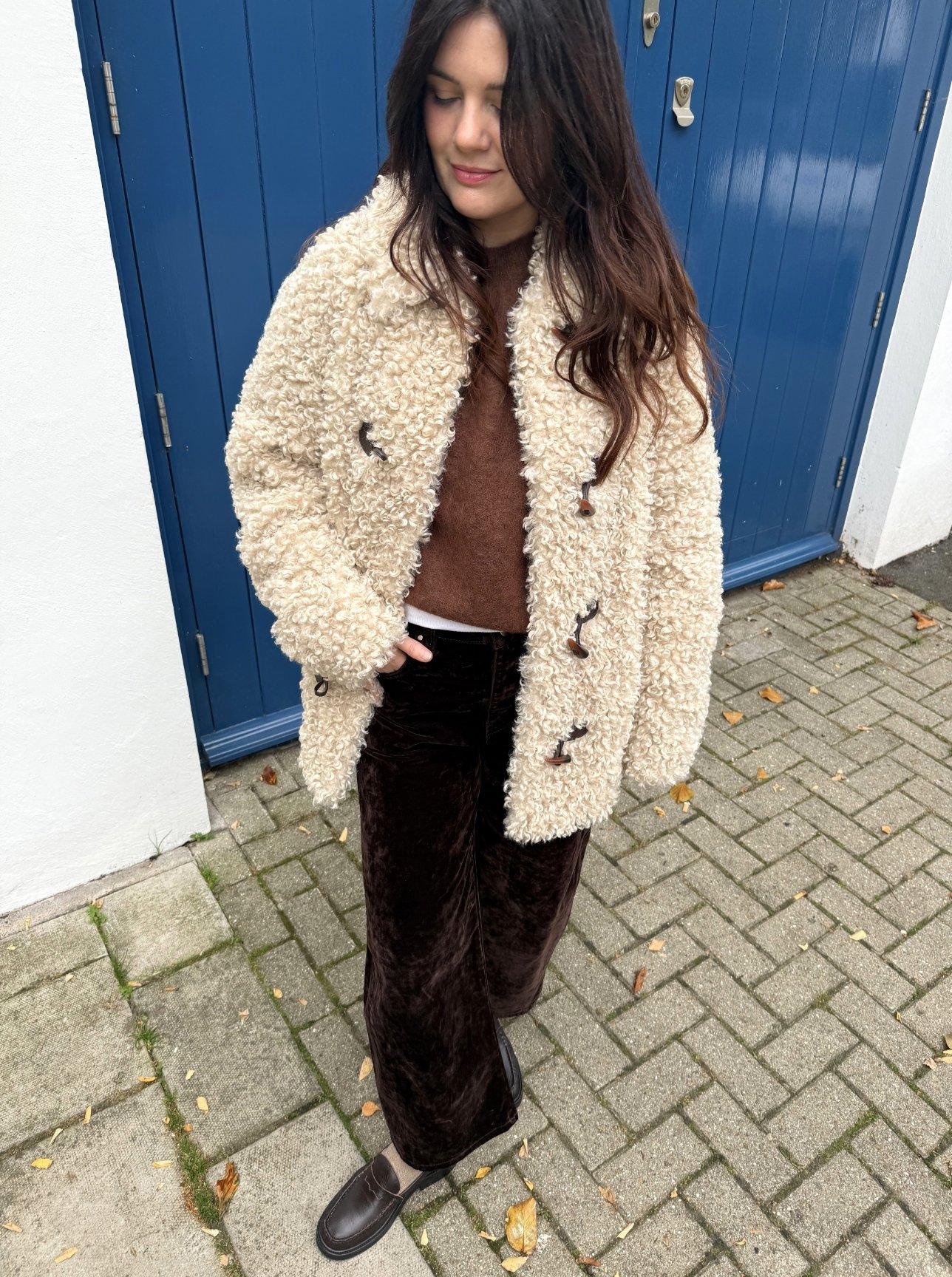 blue jeans and white shirt