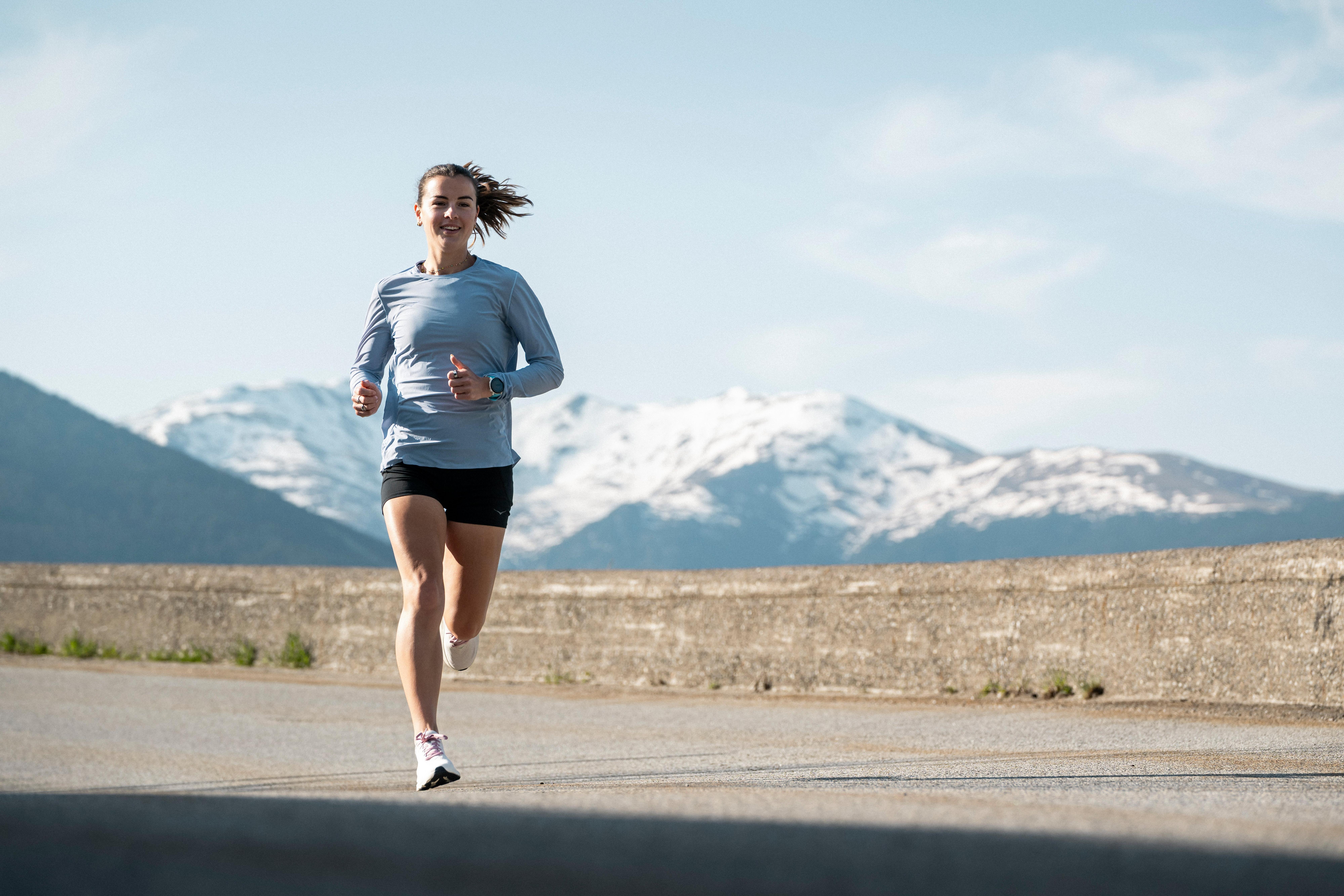 Hoka Arahi 8 jetzt entdecken bei INTERSPORT