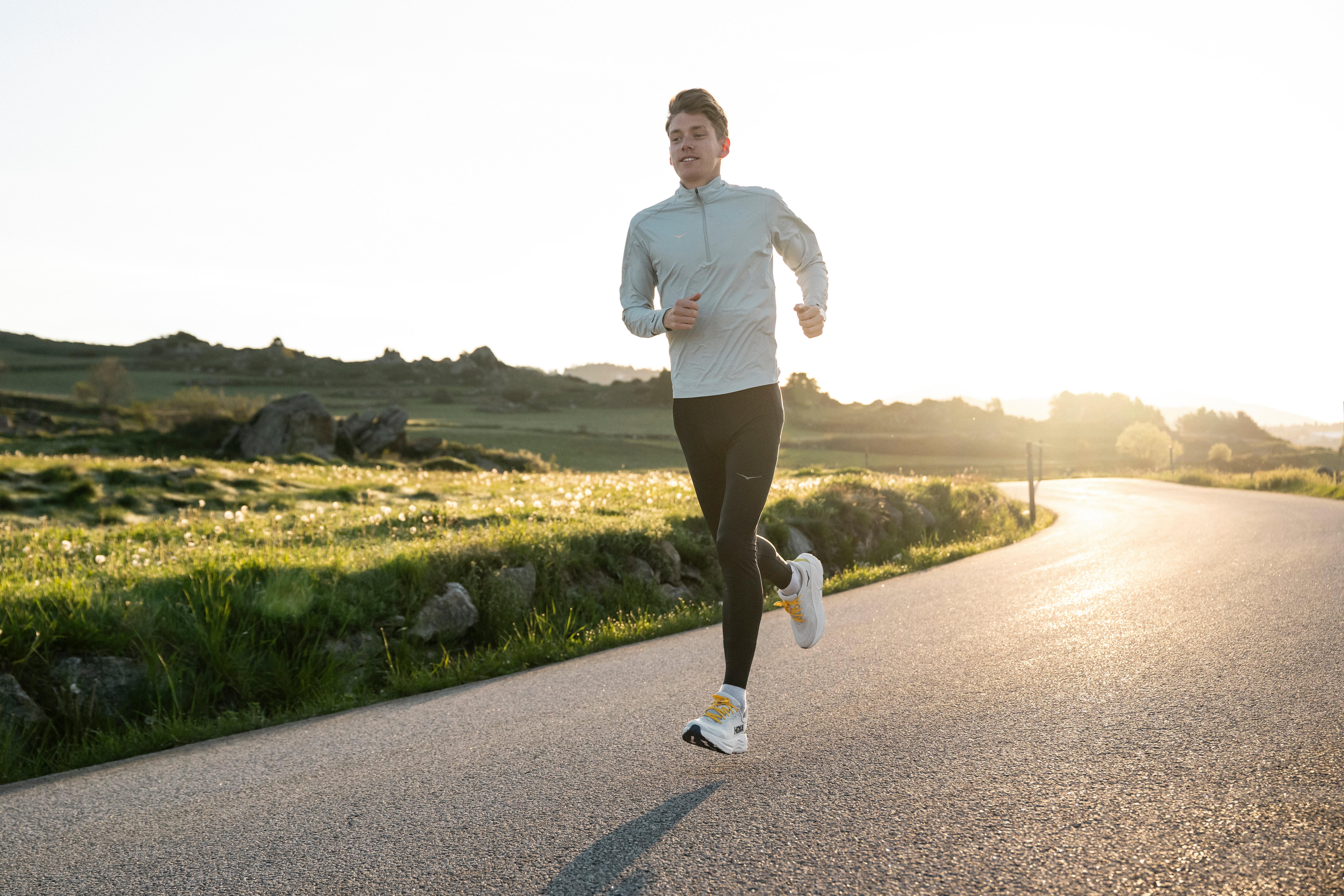 Hoka Arahi 8 jetzt entdecken bei INTERSPORT
