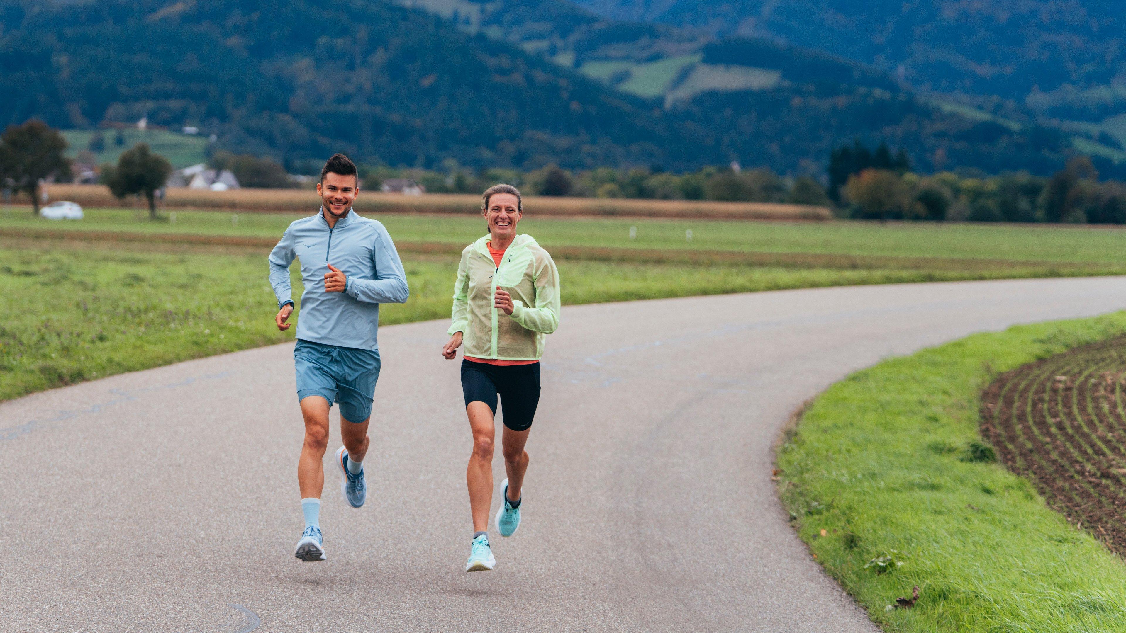 Hoka Bondi jetzt entdecken bei INTERSPORT