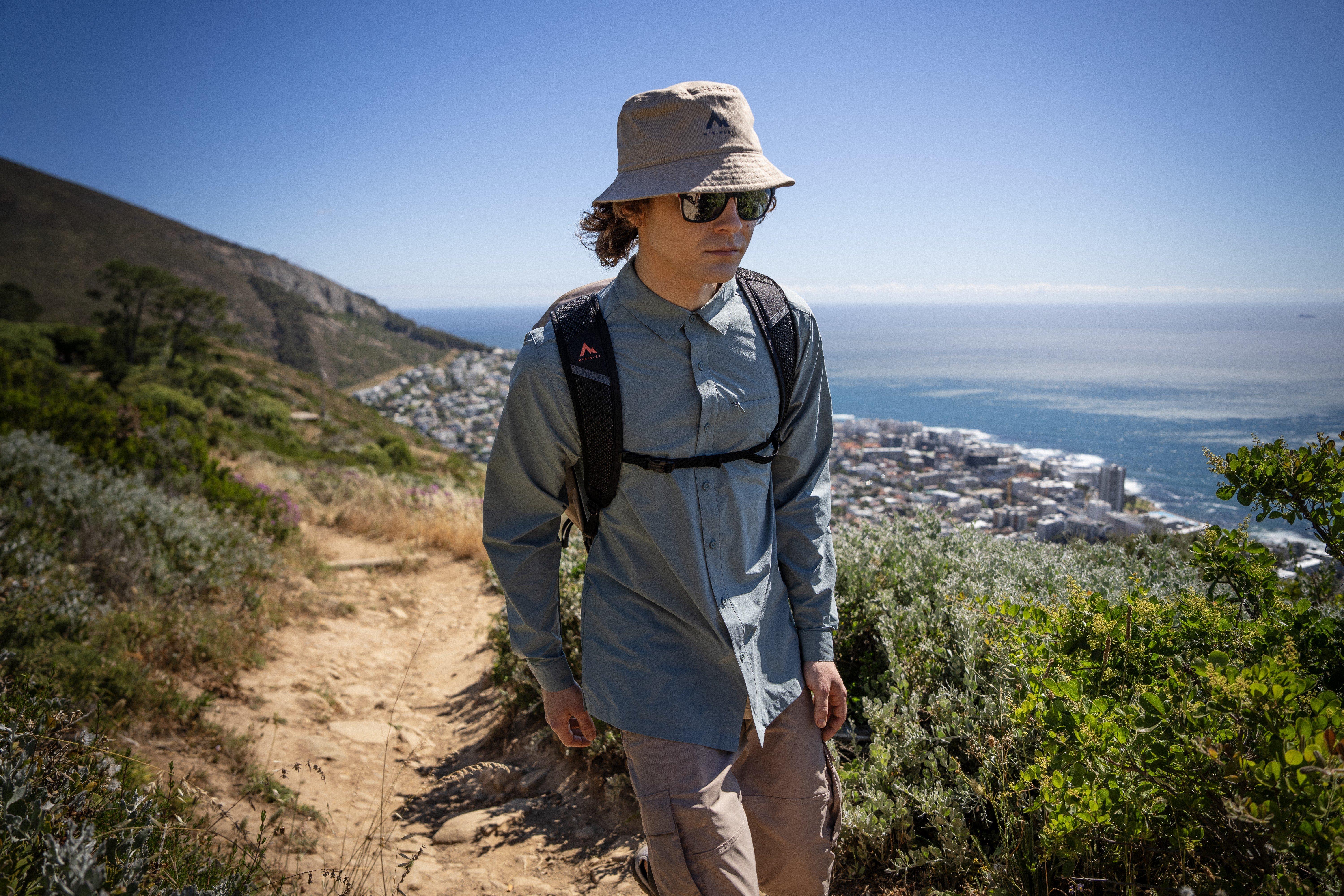 McKINLEY Wanderbekleidung für Herren, Damen und Kinder bei INTERSPORT shoppen