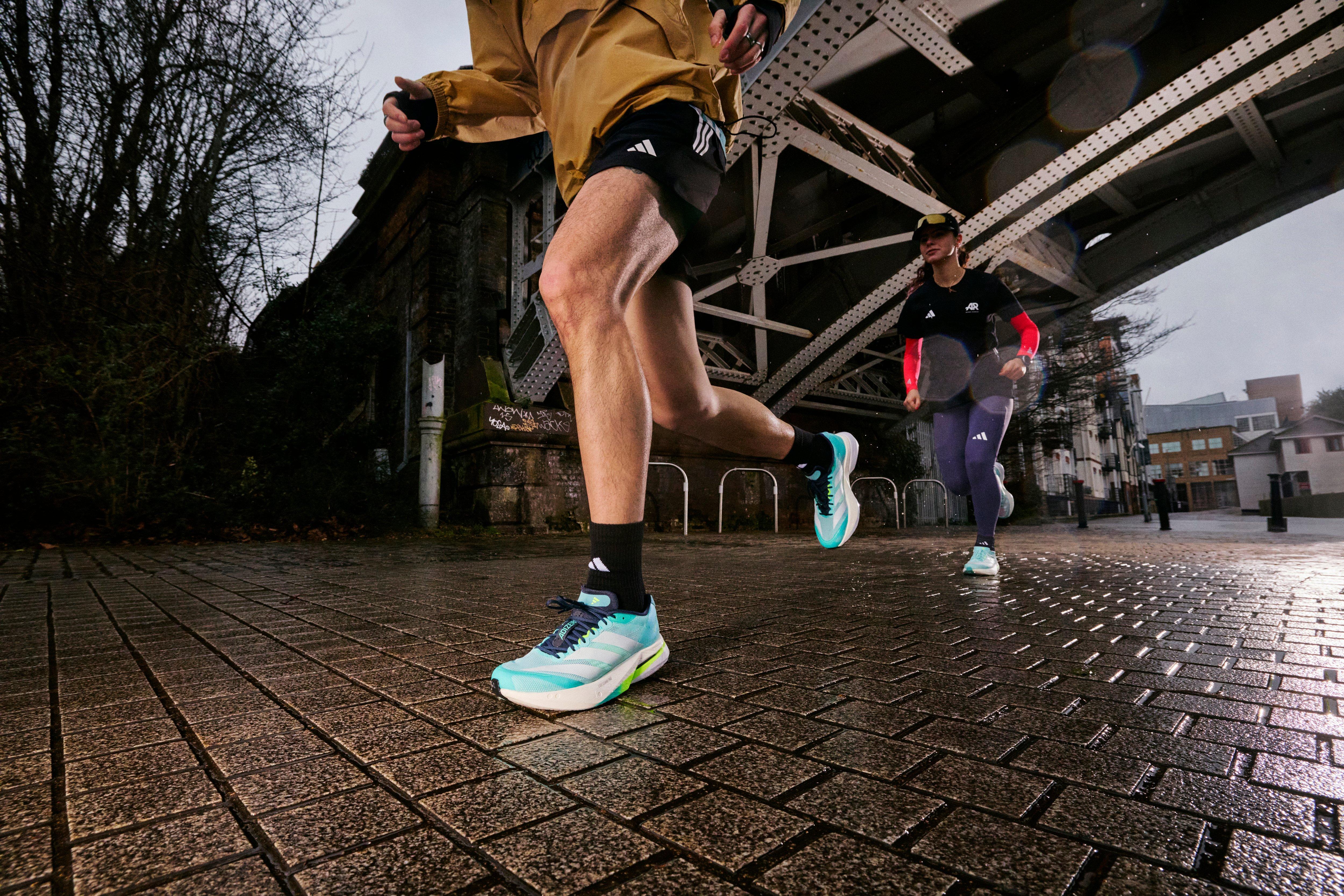 Adidas Adizero Boston bei INTERSPORT