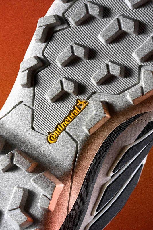 adidas Skychaser jetzt entdecken bei INTERSPORT!