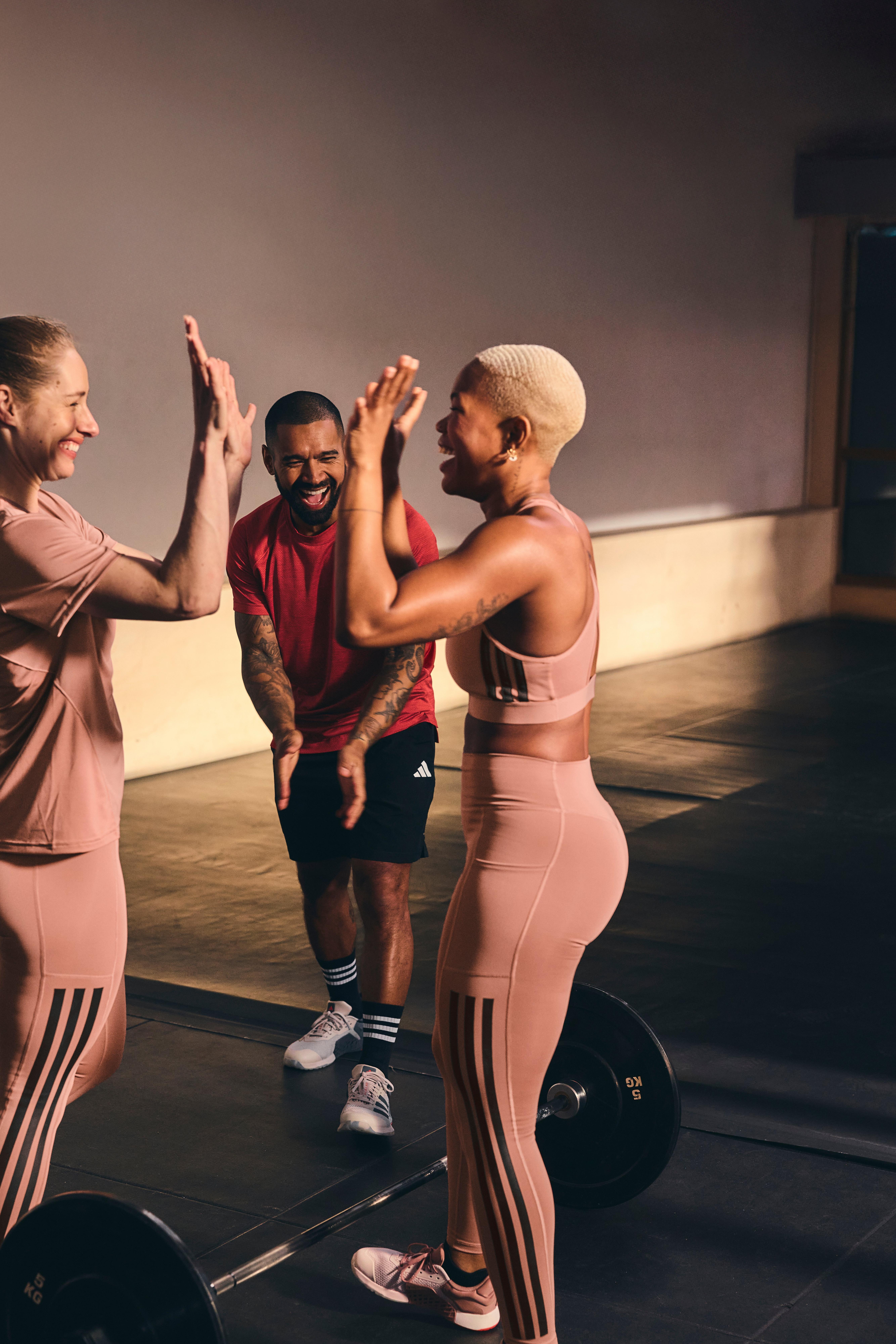adidas Trainingsbekleidung jetzt kaufen bei INTERSPORT