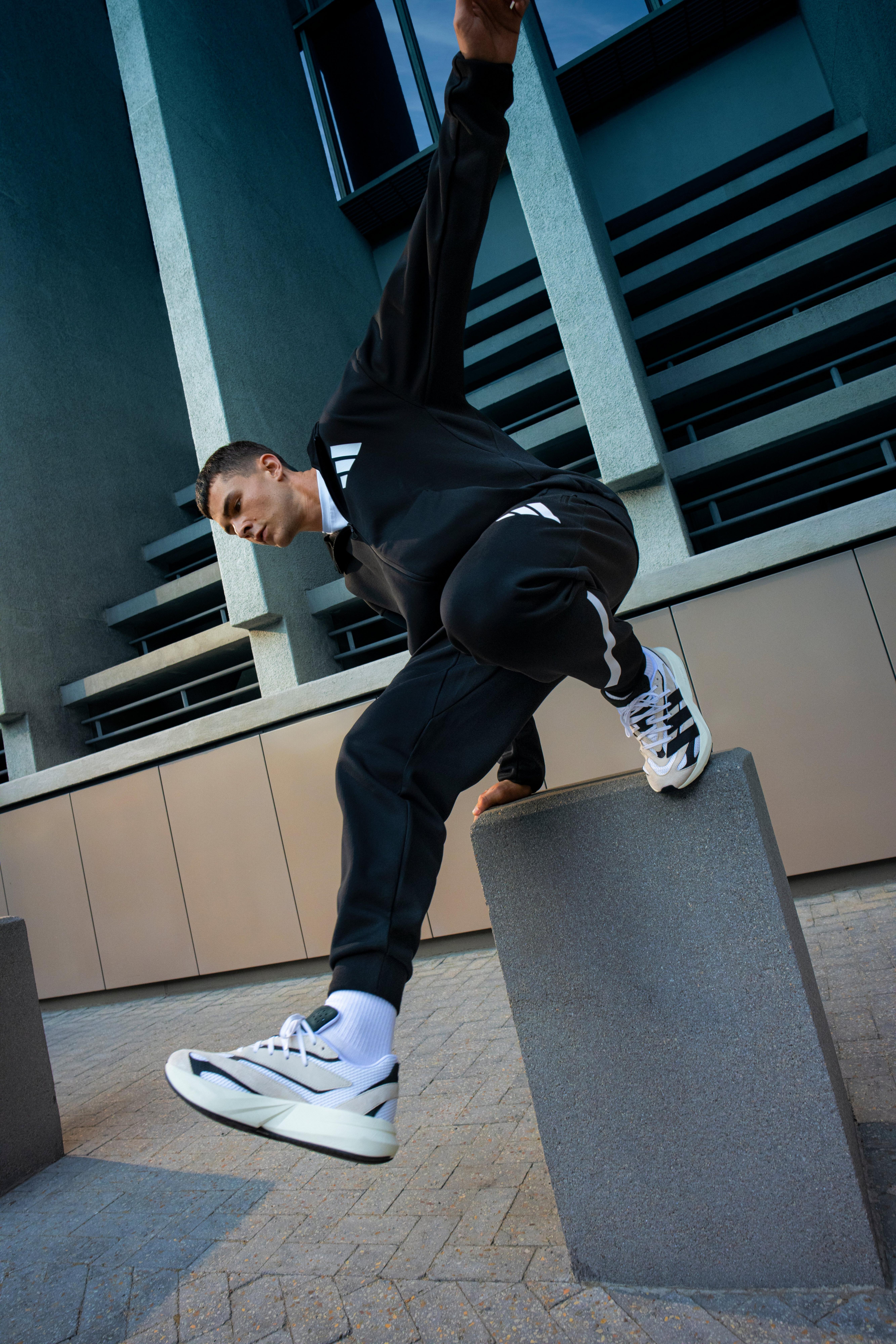 adidas Lightblaze Kollektion bei INTERSPORT entdecken