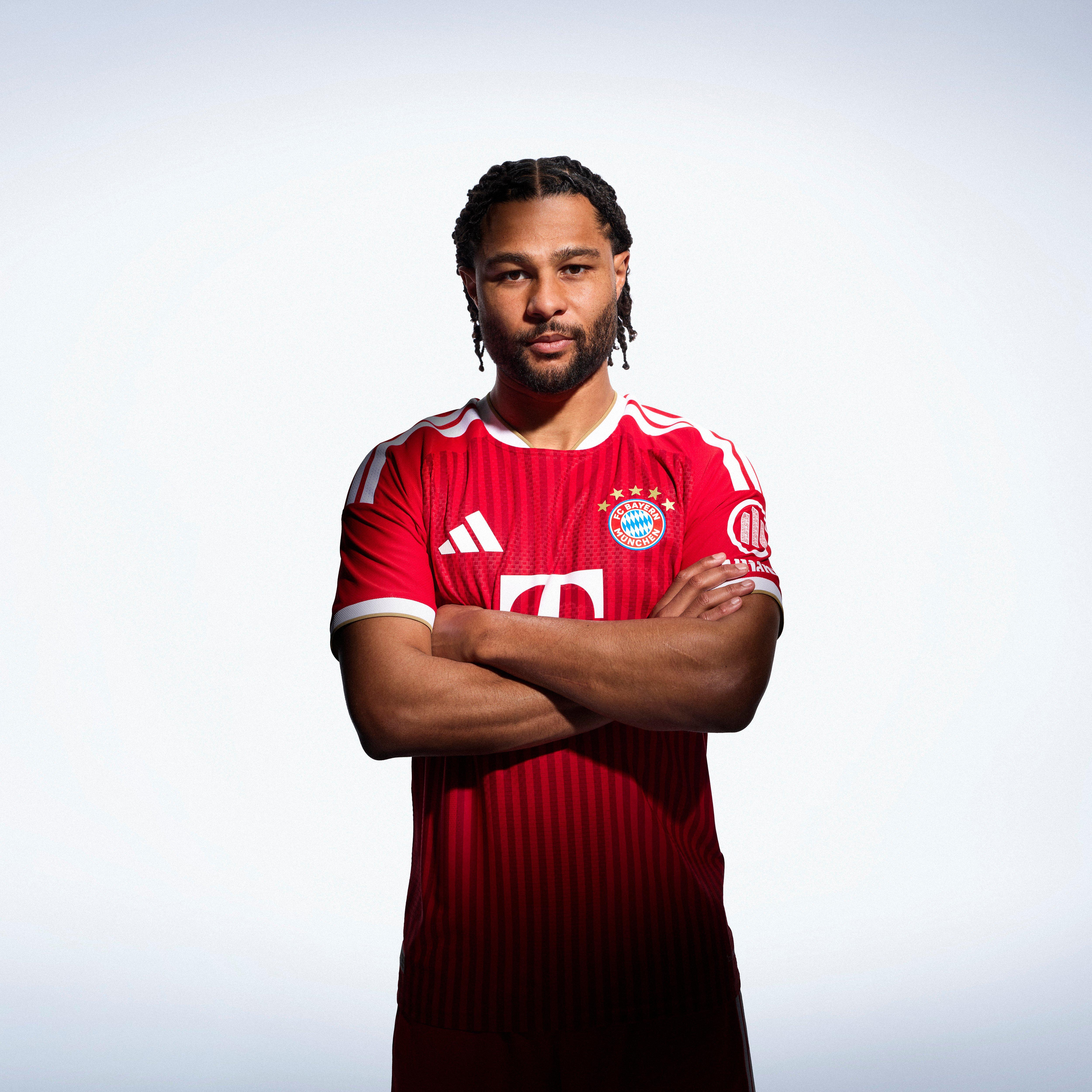 Trikots von Bayern München bei INTERSPORT!