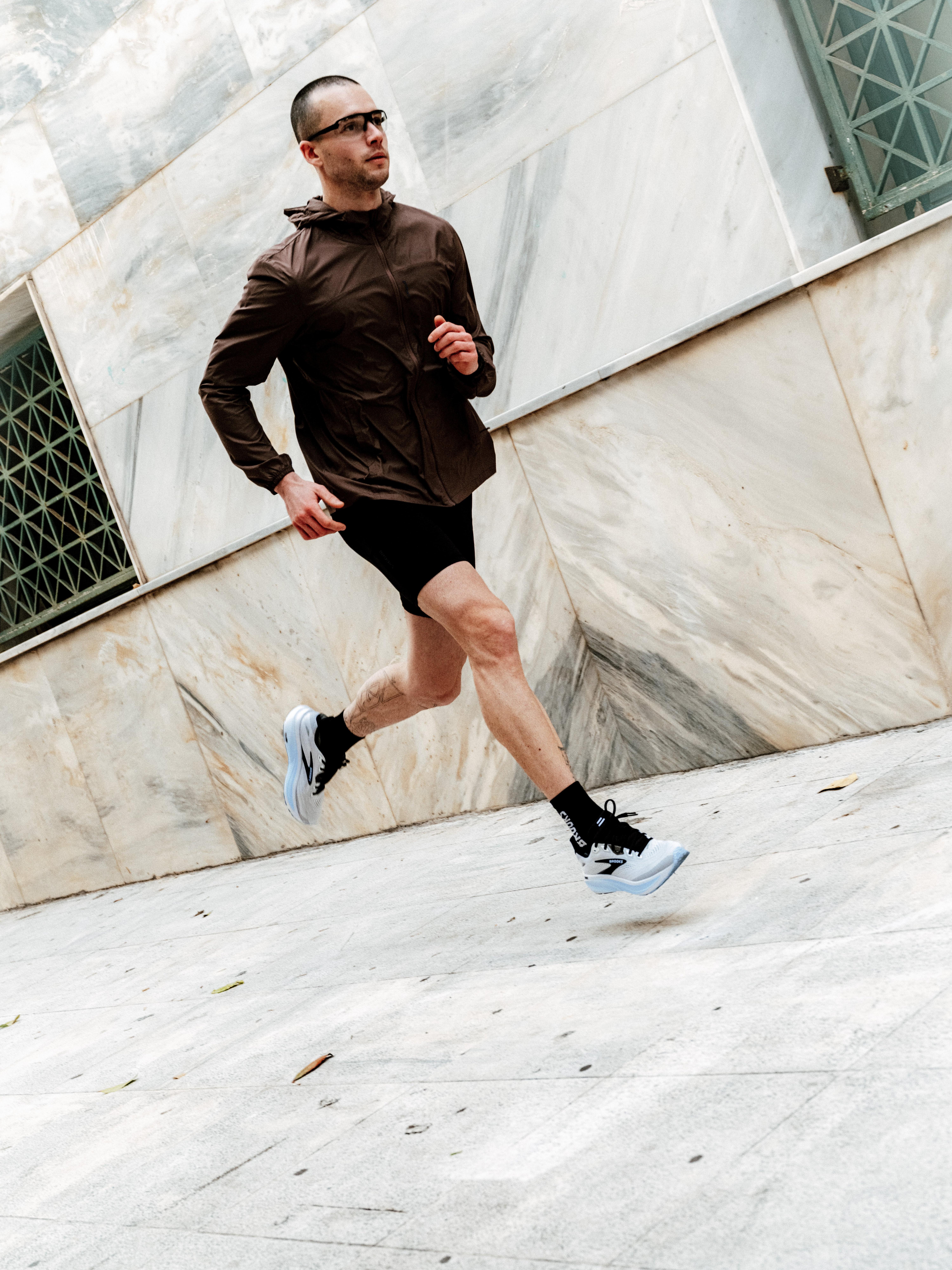 Brooks Laufschuhe jetzt bei INTERSPORT entdecken