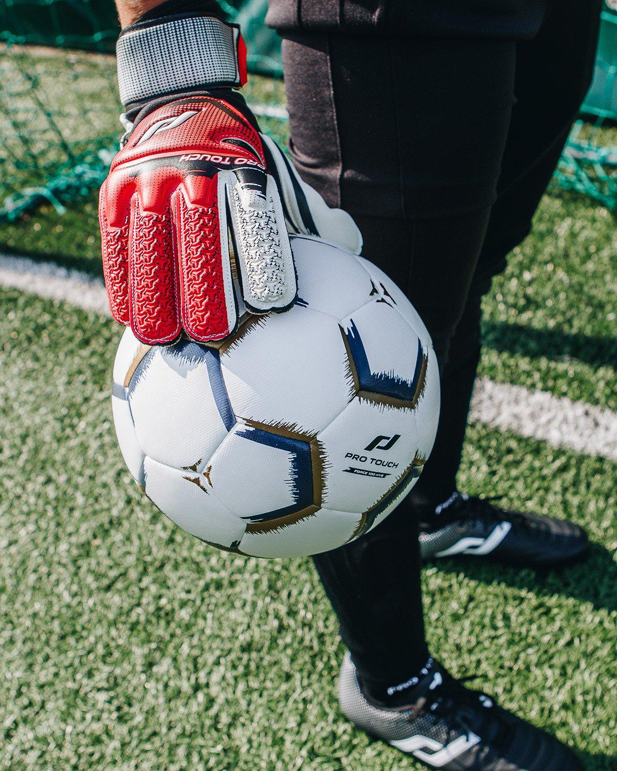 Fussball bei INTERSPORT