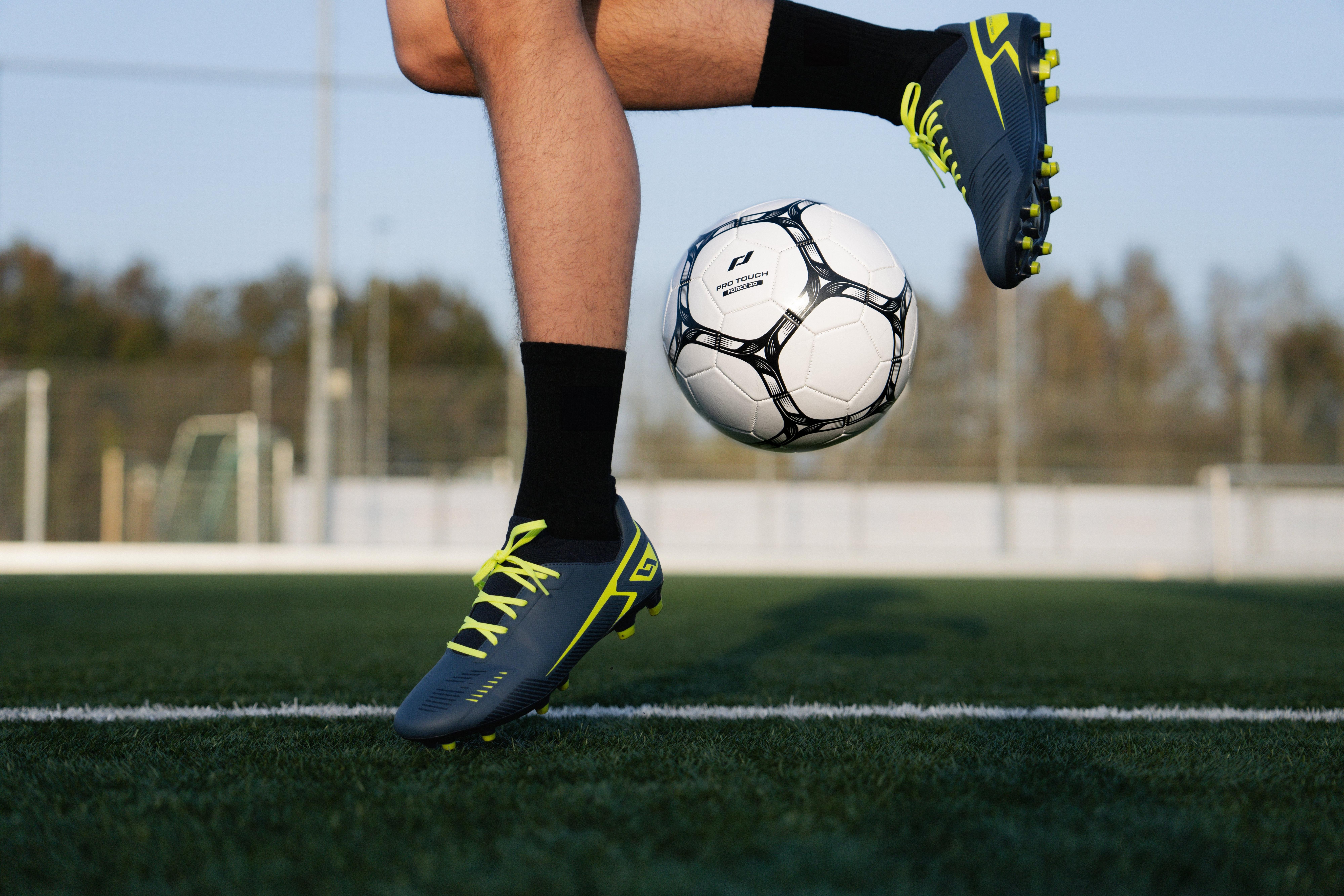 Fussball bei INTERSPORT