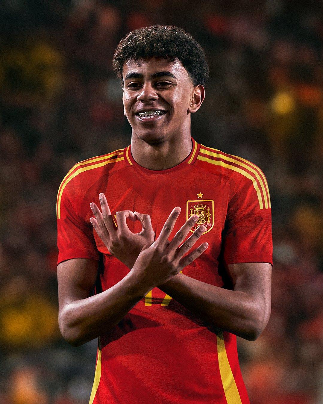 Fanartikel von Spanien jetzt kaufen bei INTERSPORT