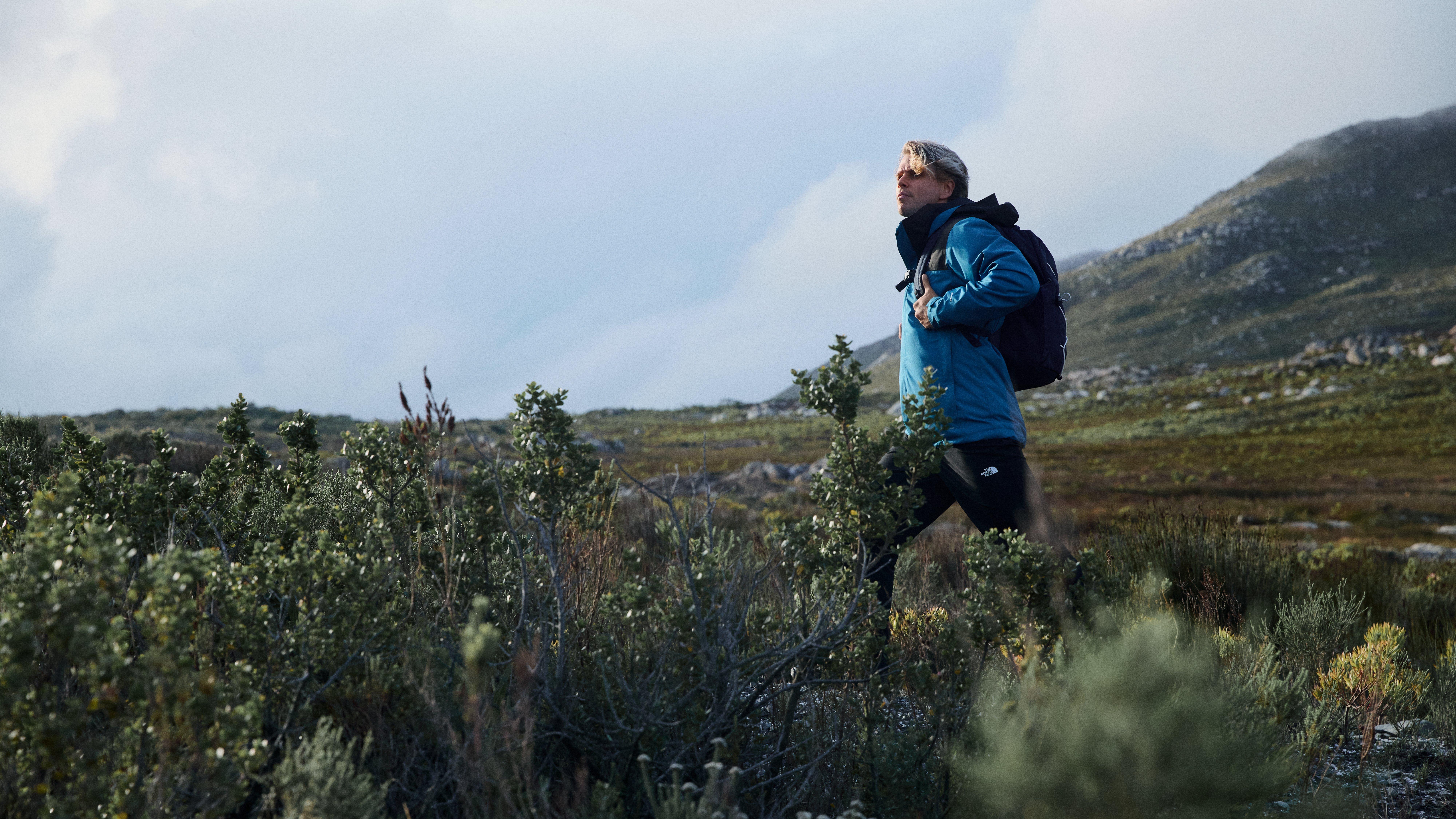 Outdoorbekleidung für Herren bei INTERSPORT shoppen