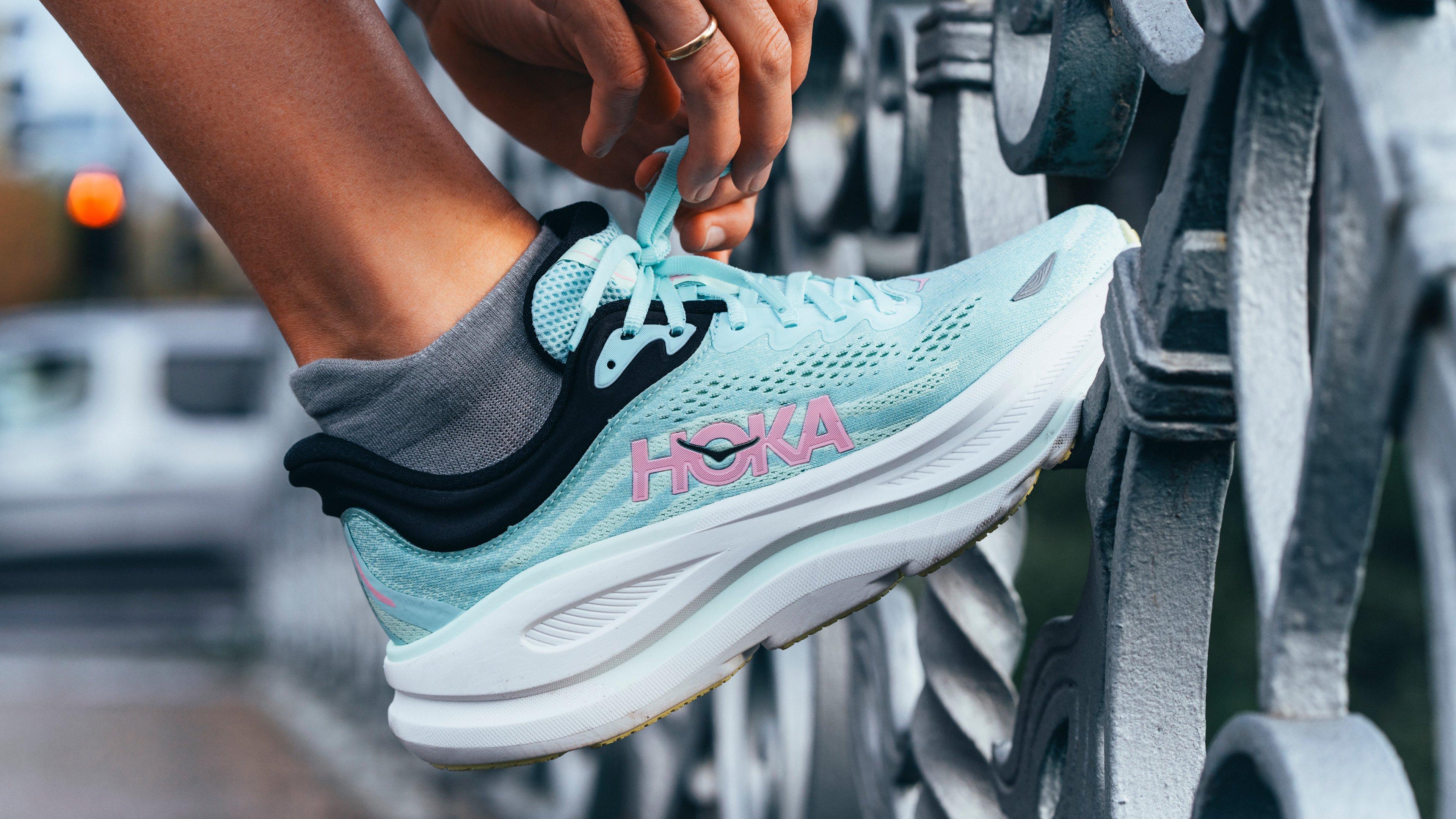 Hoka Running Laufschuhe bei INTERSPORT entdecken